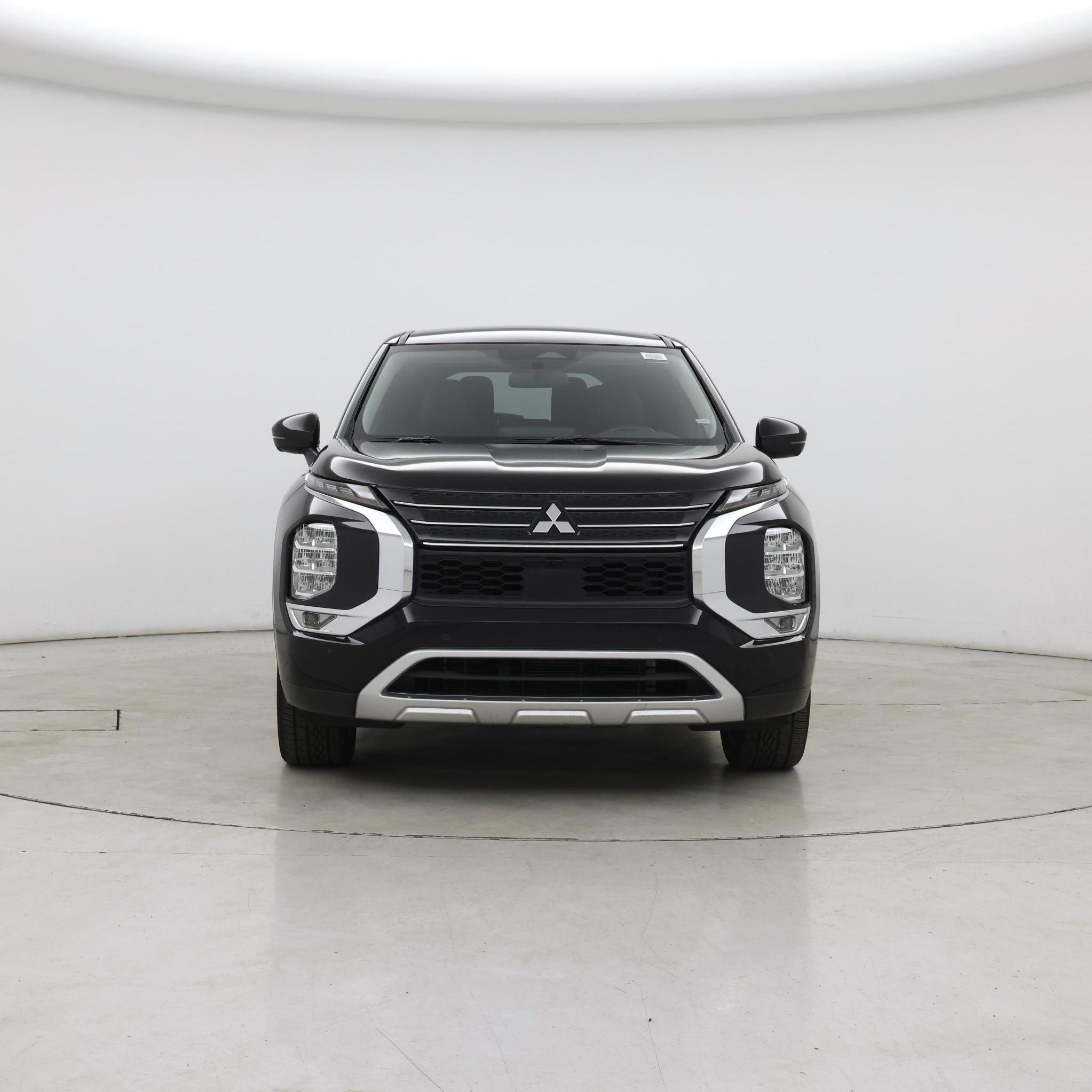 Thumbnail: 2024 Mitsubishi Outlander - 5