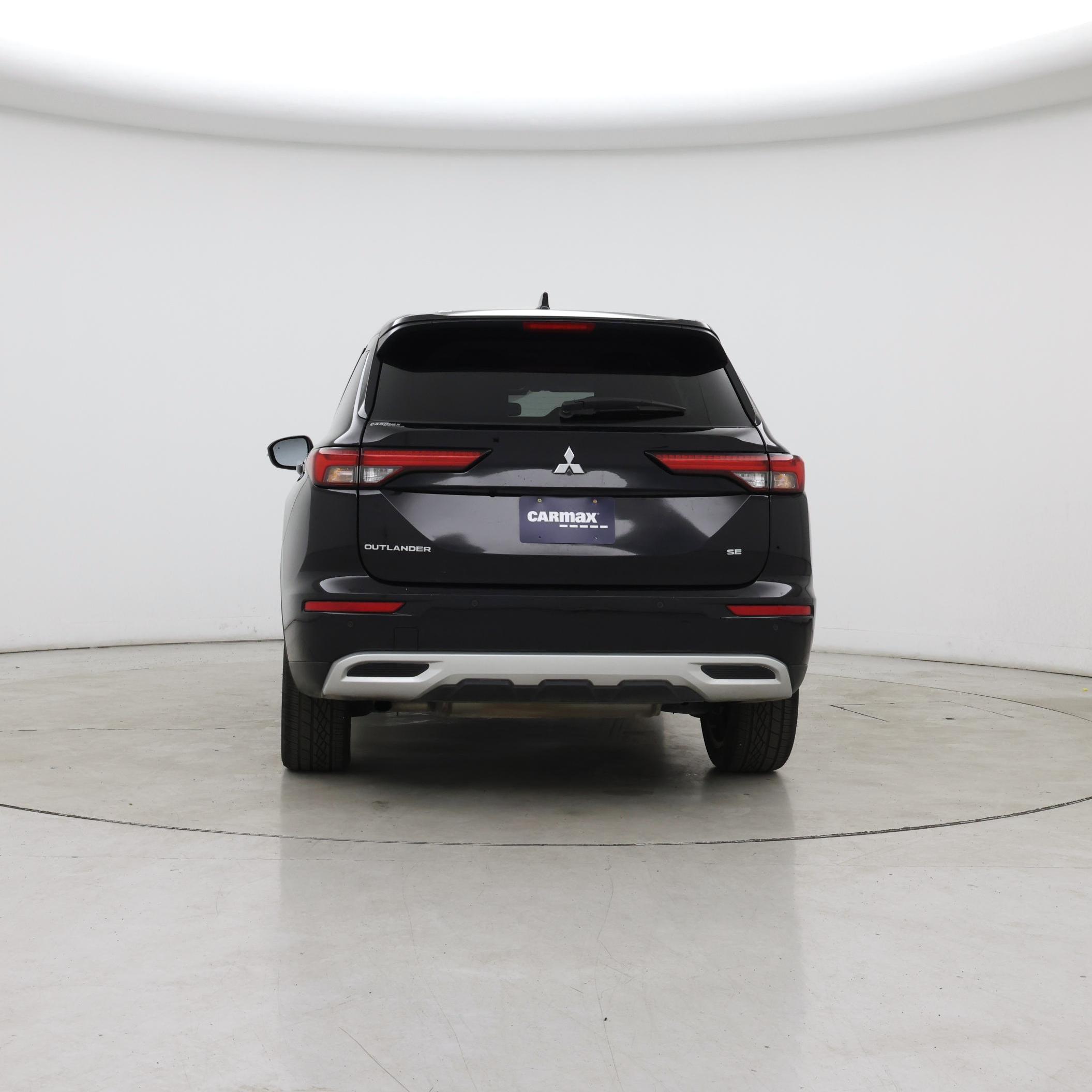 Thumbnail: 2024 Mitsubishi Outlander - 6