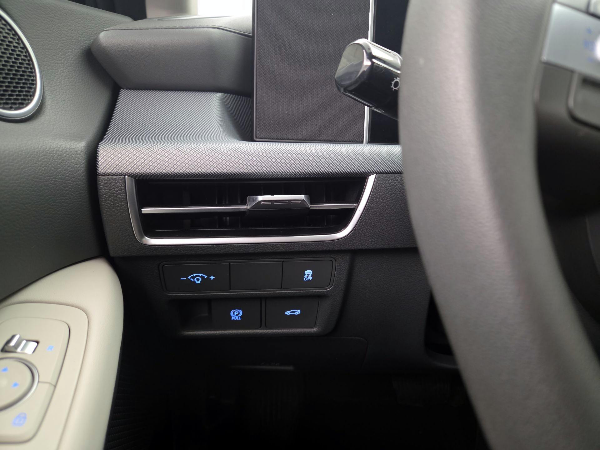 Thumbnail: 2025 Hyundai Sonata - 13