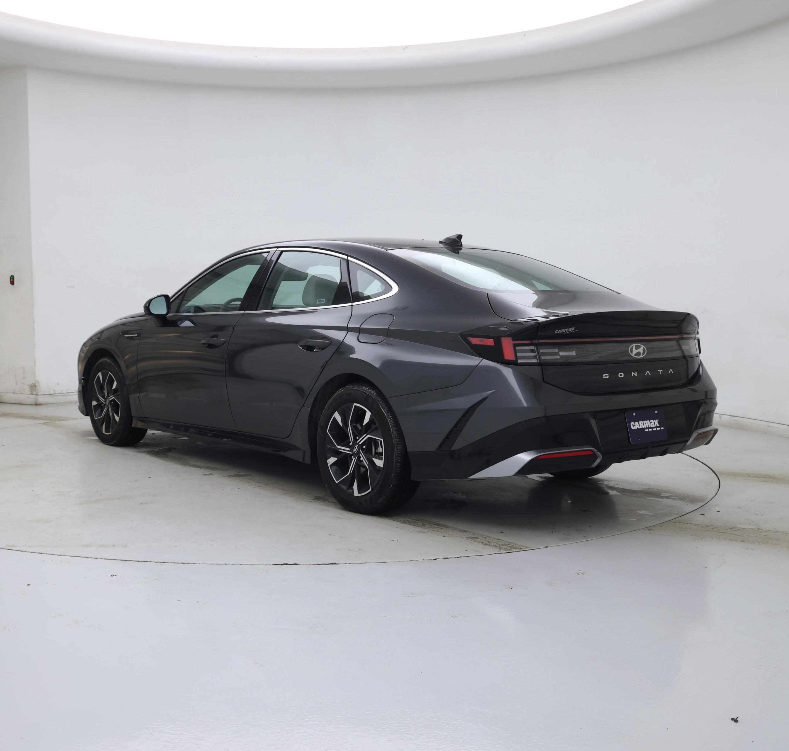 Thumbnail: 2025 Hyundai Sonata - 2