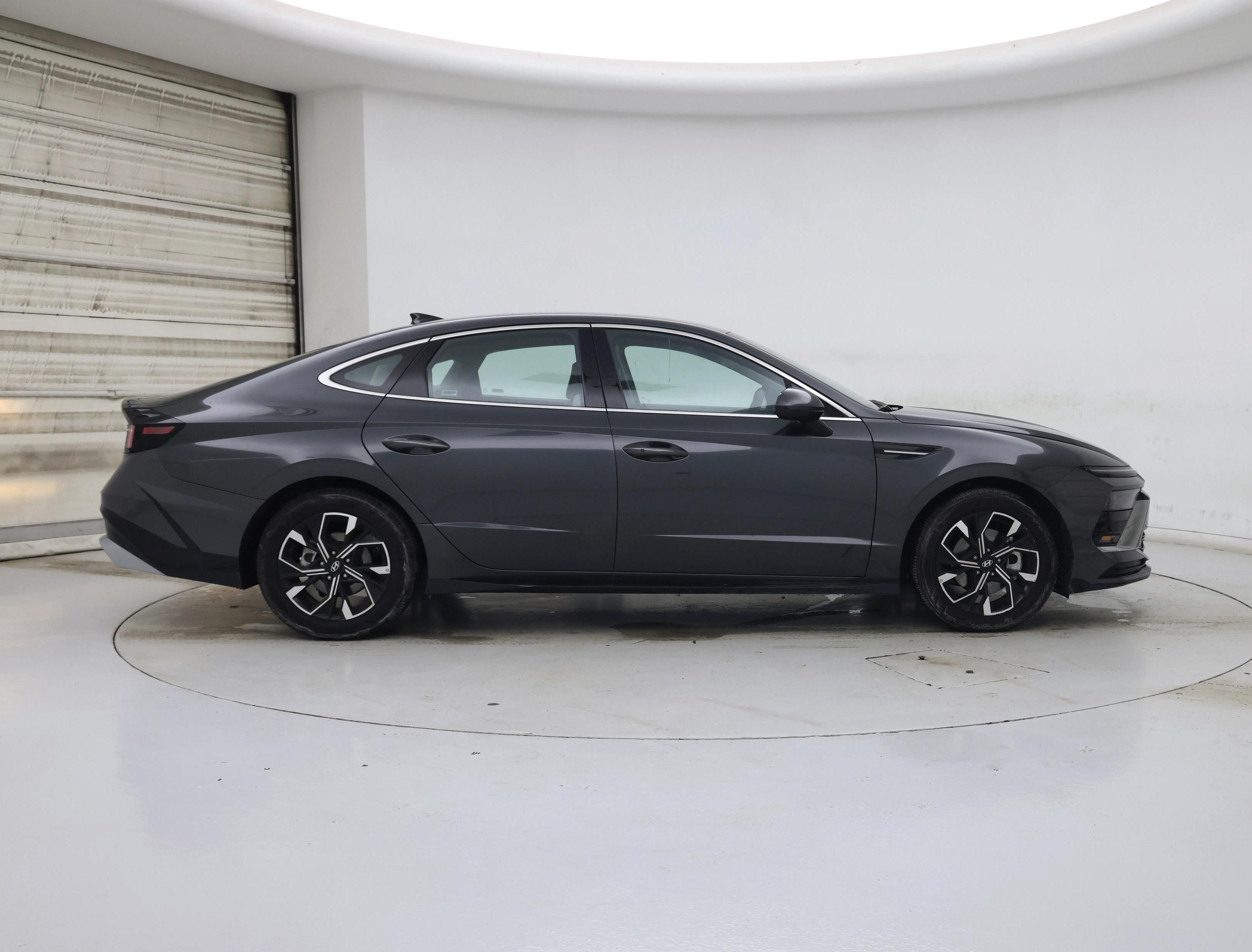 Thumbnail: 2025 Hyundai Sonata - 7