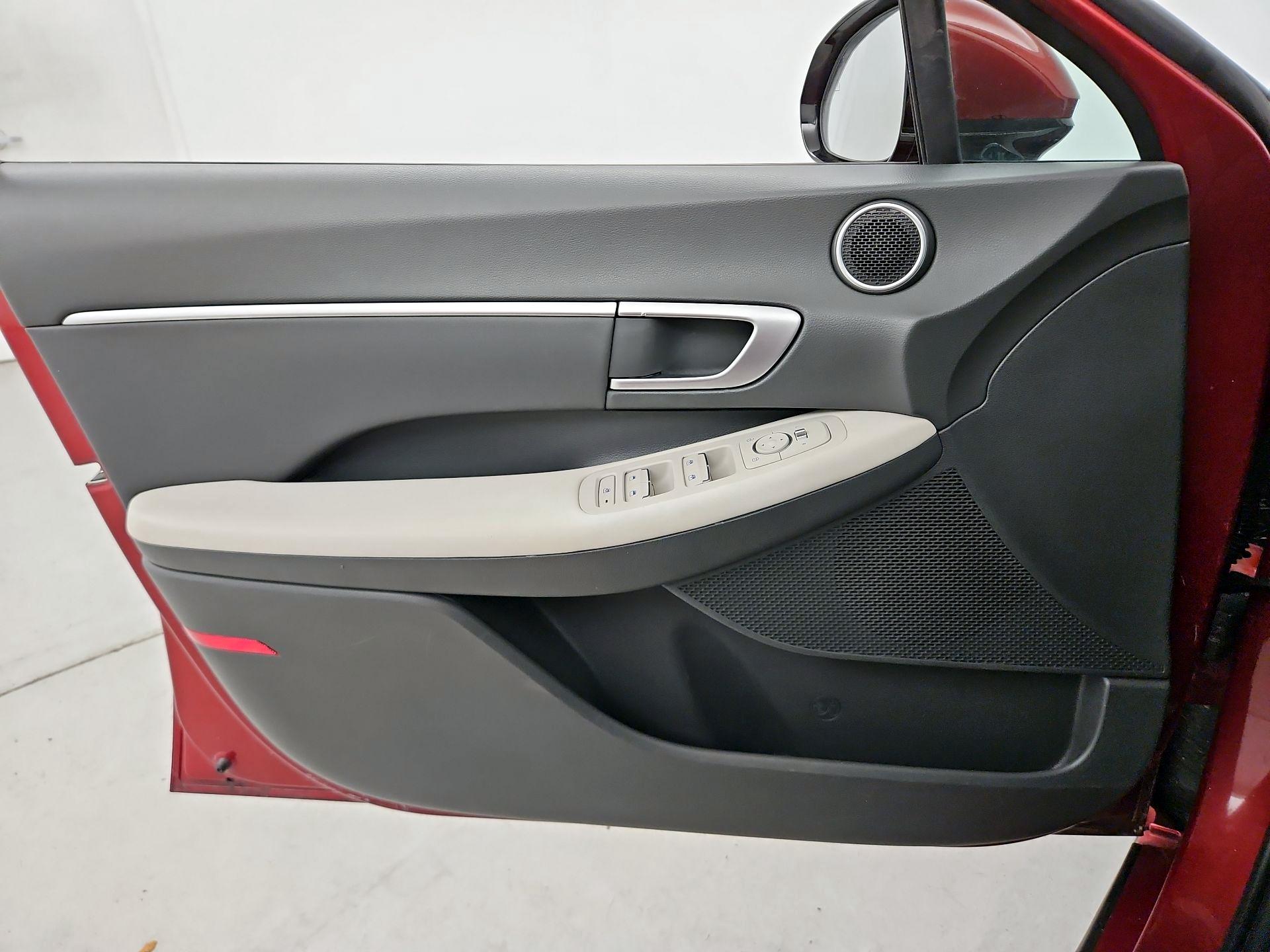 Thumbnail: 2024 Hyundai Sonata - 12