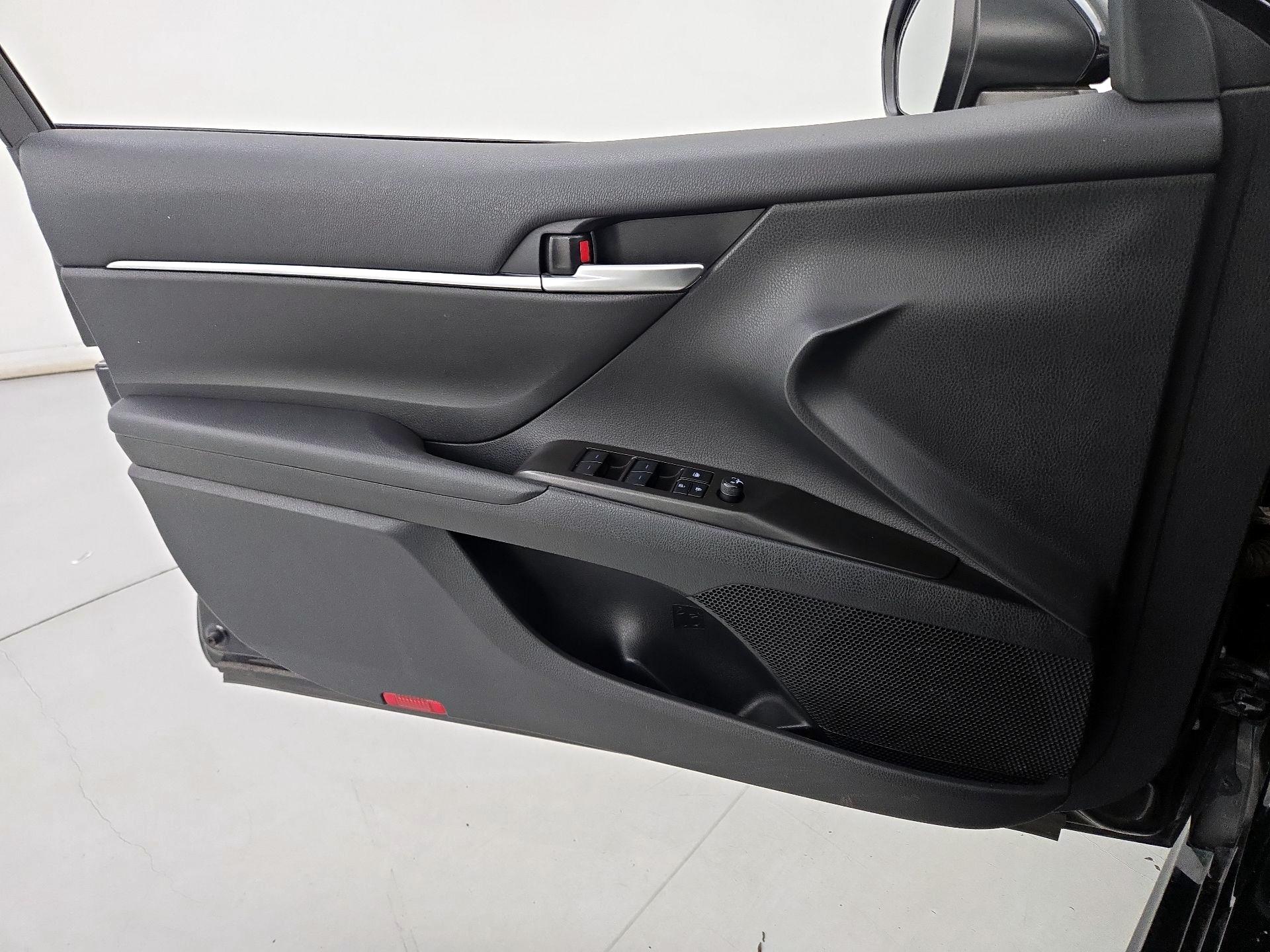 Thumbnail: 2024 Toyota Camry - 12