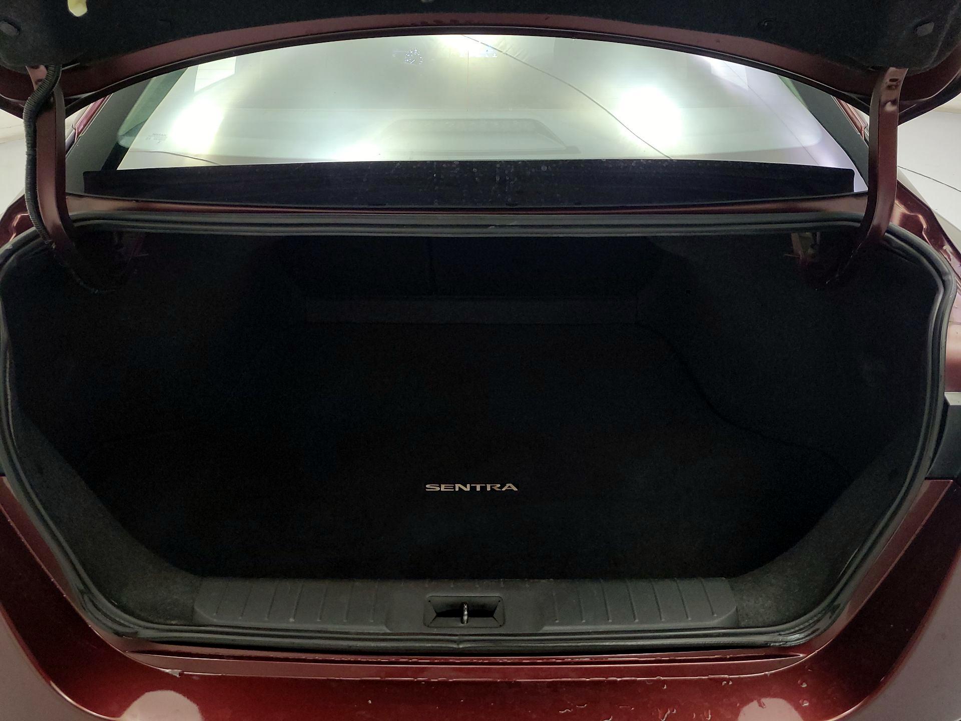 Thumbnail: 2023 Nissan Sentra - 18