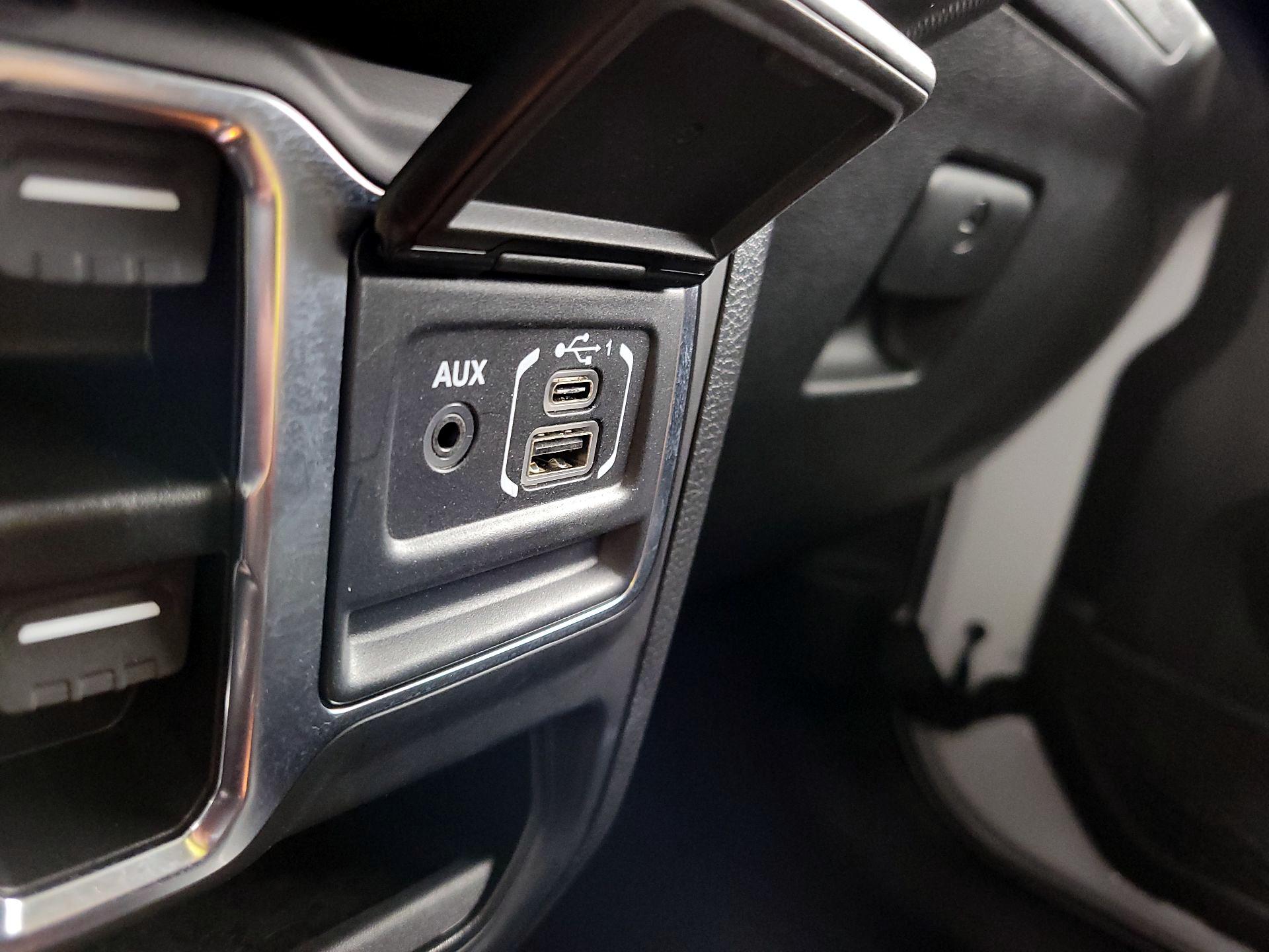 Thumbnail: 2023 Jeep Wrangler - 19