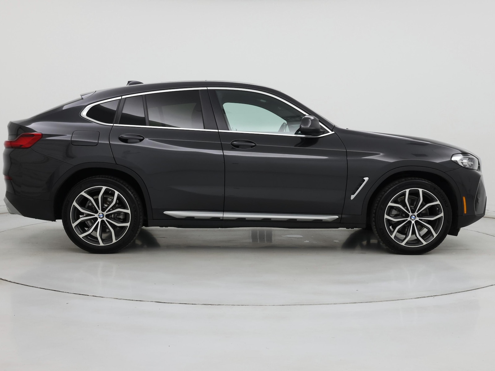 2023 BMW X4 30i - Photo 8