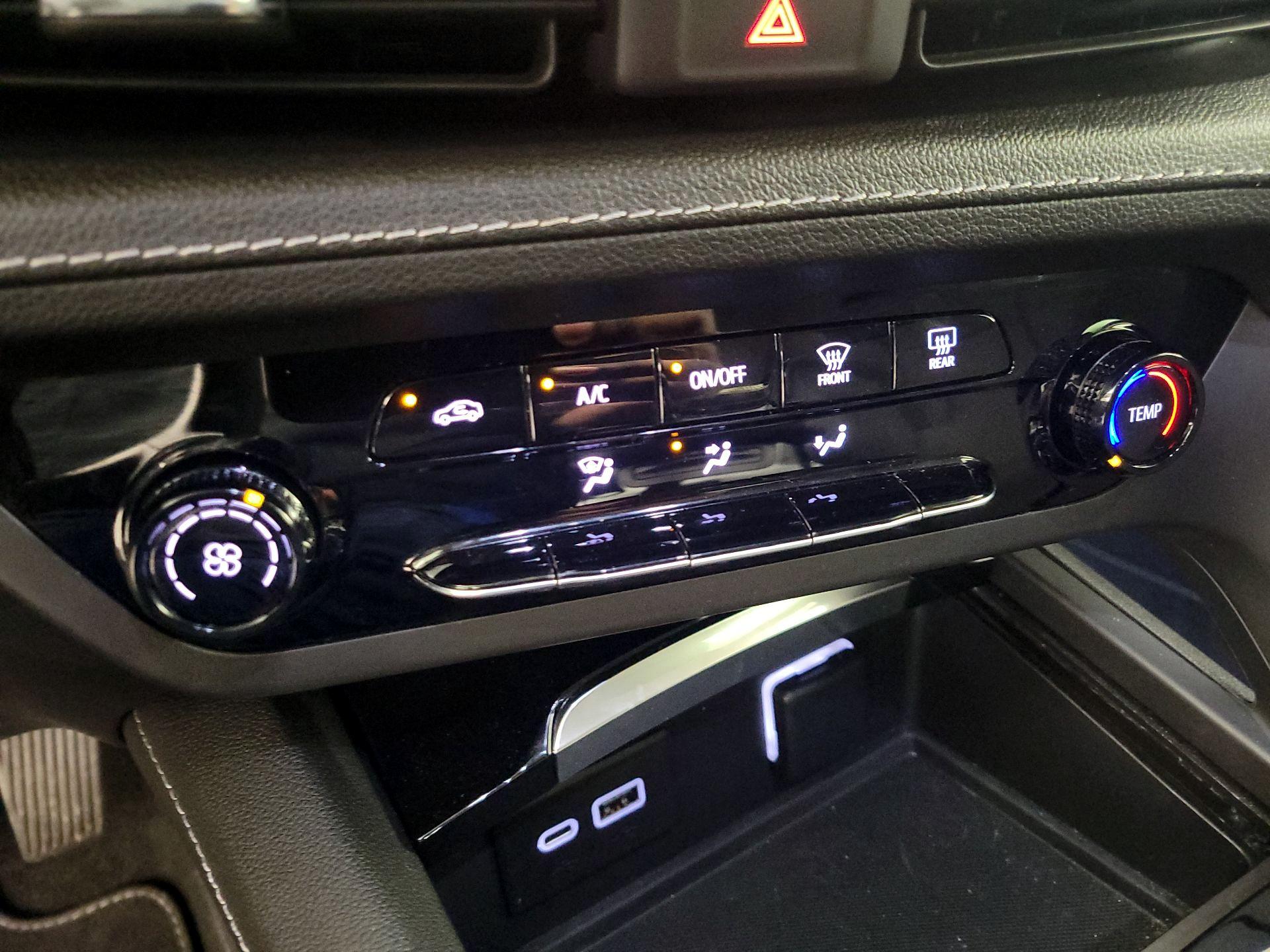 Thumbnail: 2021 Buick Envision - 16