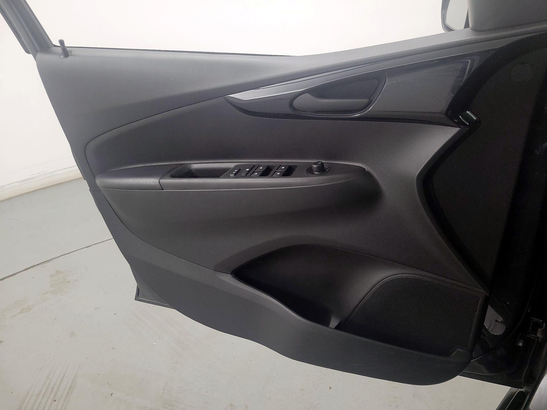 Thumbnail: 2021 Chevrolet Spark - 12