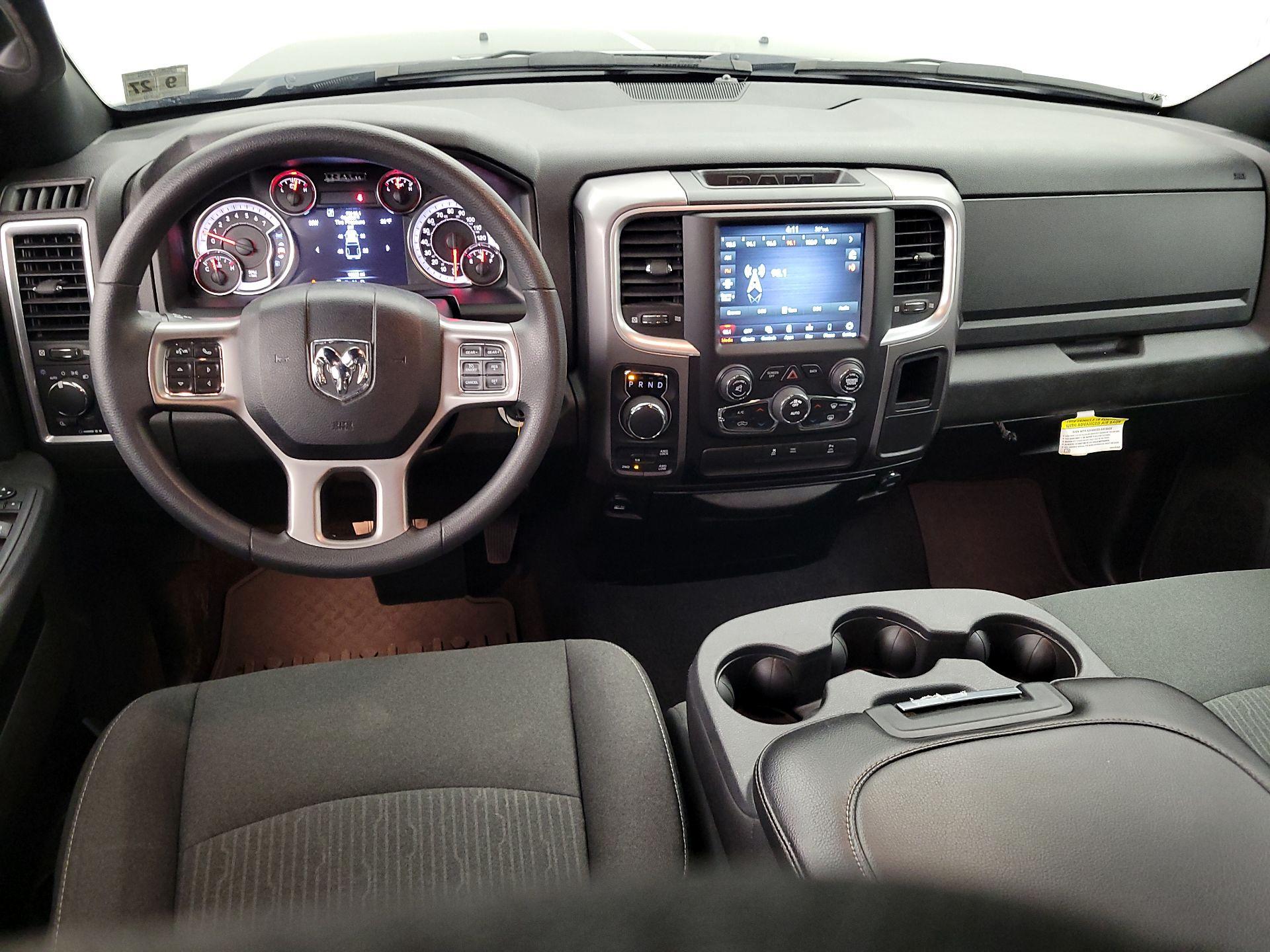 Thumbnail: 2022 RAM 1500 Classic - 9