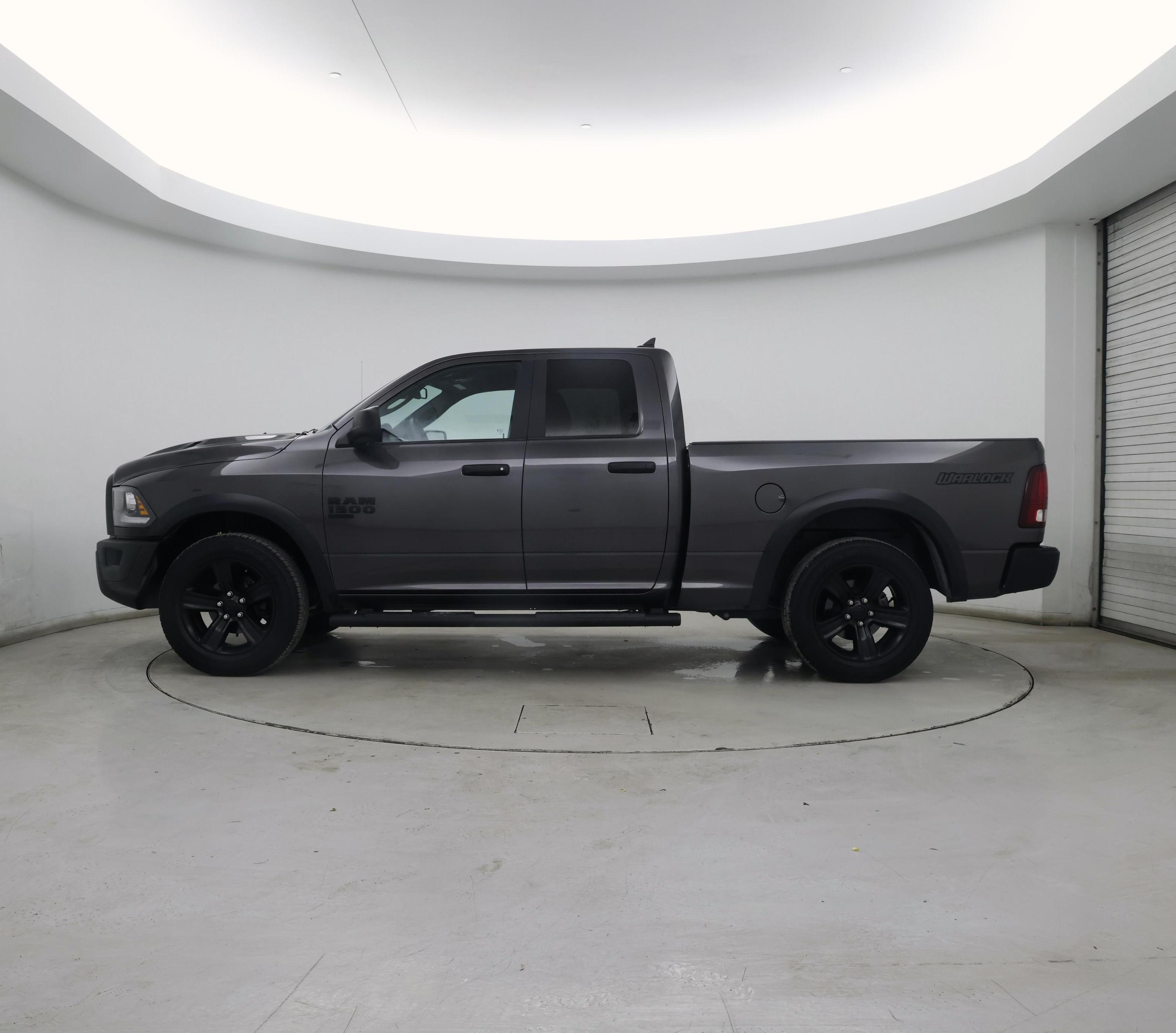 Thumbnail: 2022 RAM 1500 Classic - 3