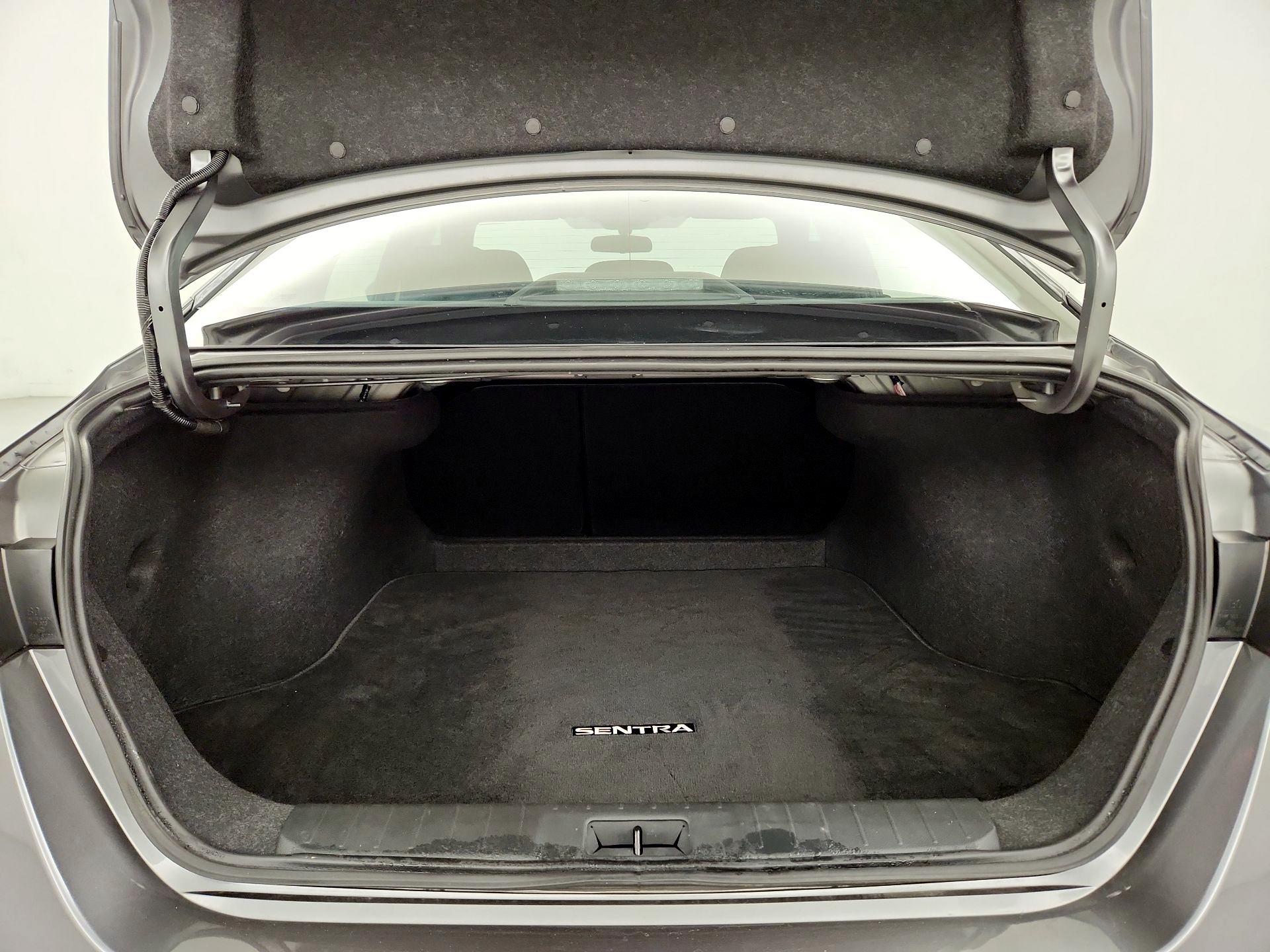 Thumbnail: 2025 Nissan Sentra - 18