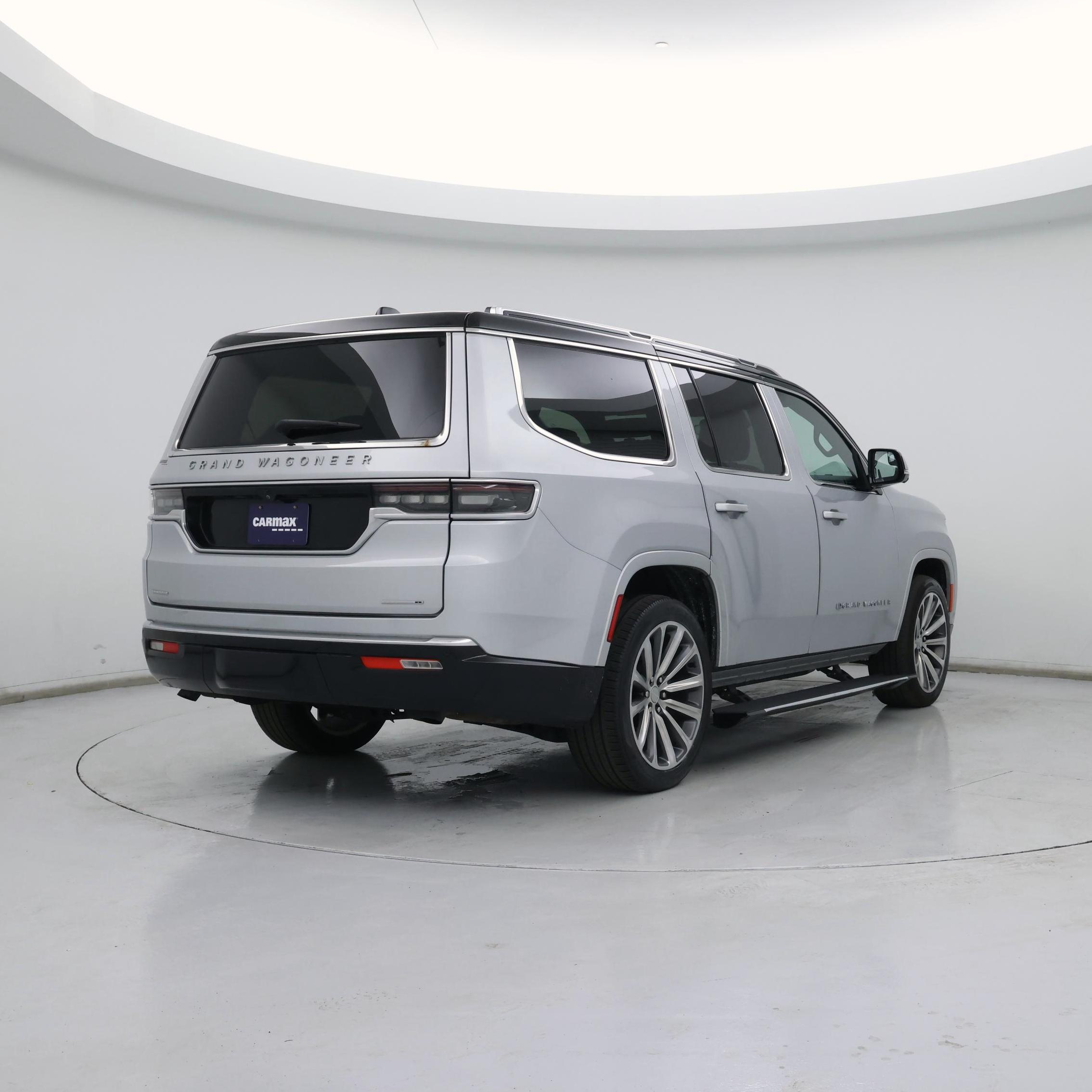 Thumbnail: 2022 Jeep Grand Wagoneer - 8