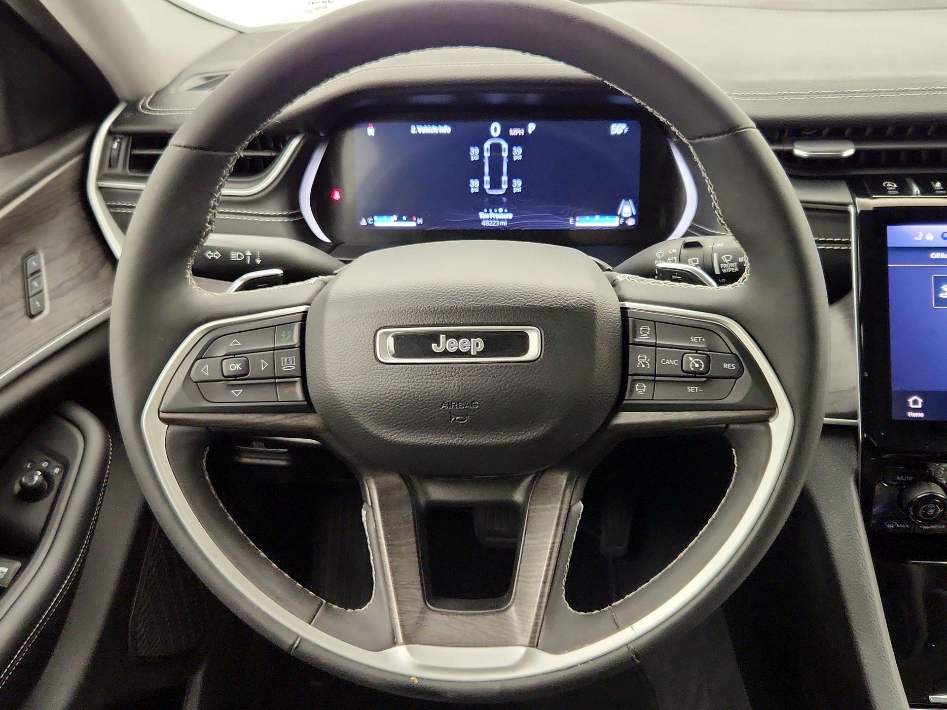 Thumbnail: 2023 Jeep Grand Cherokee L - 10