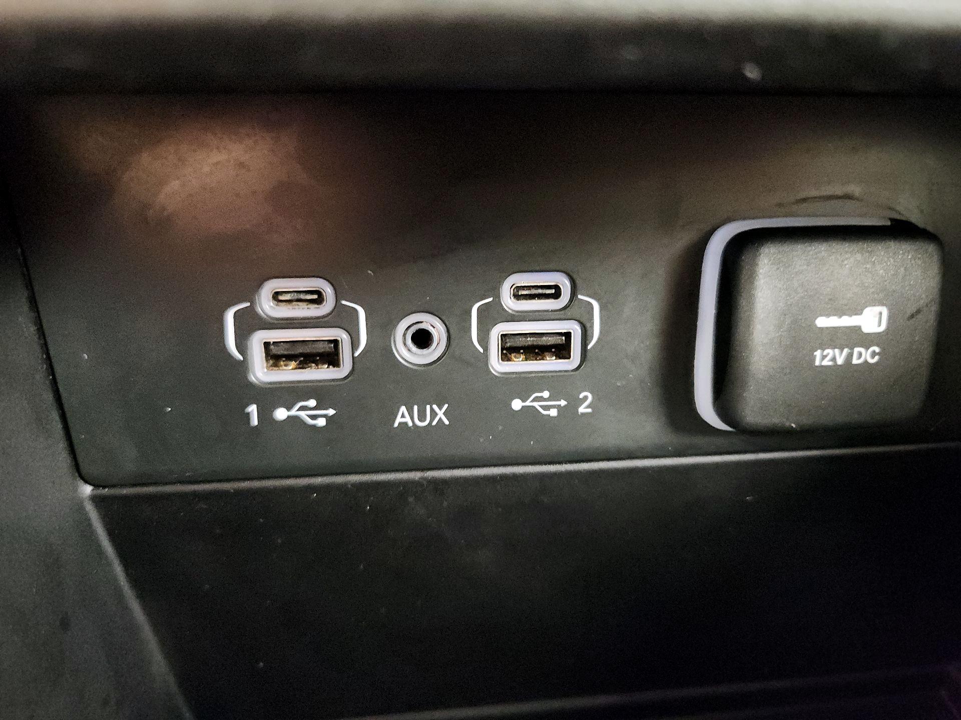 Thumbnail: 2023 Jeep Grand Cherokee L - 19