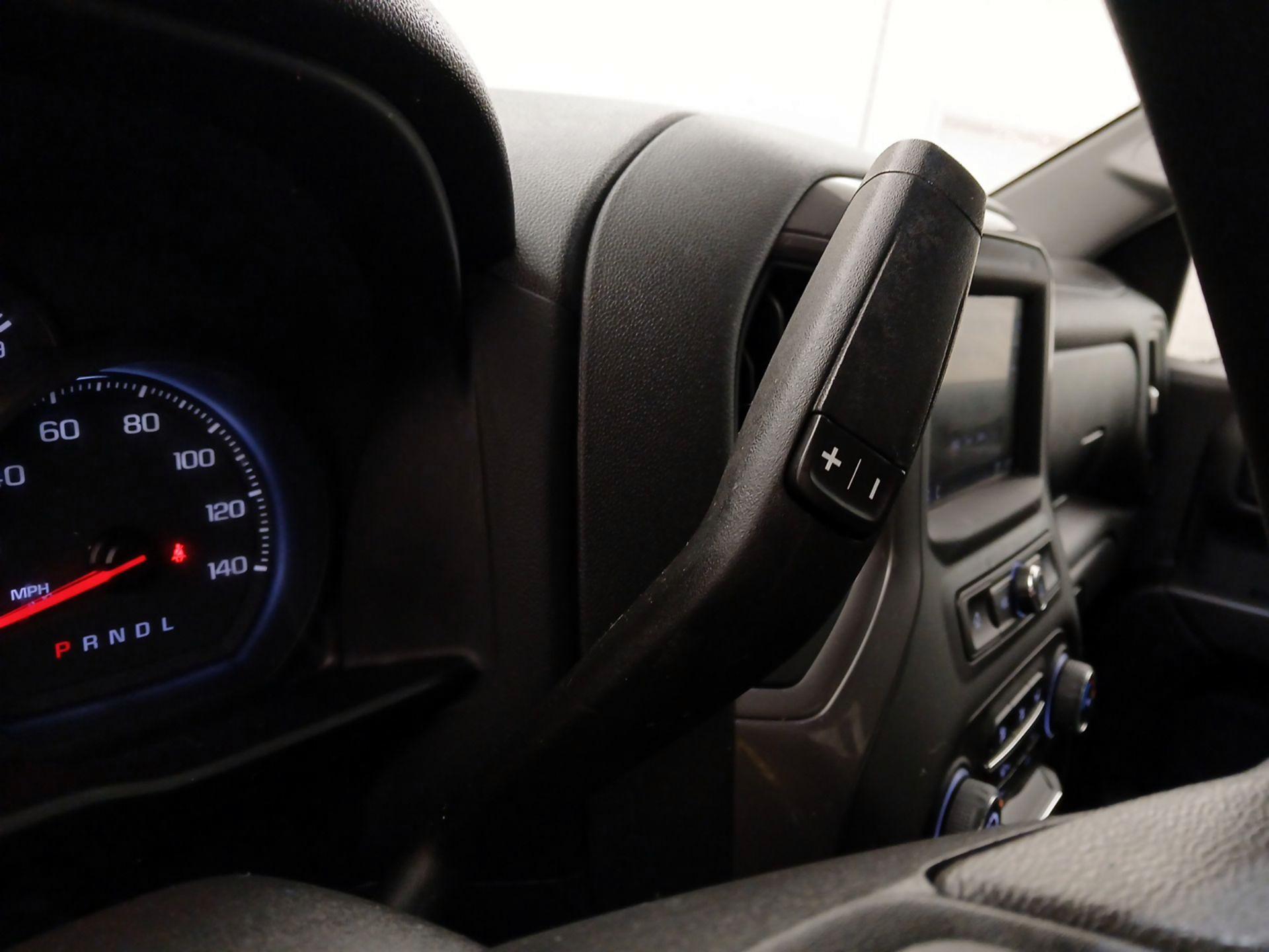 Thumbnail: 2023 Chevrolet Silverado 1500 - 17