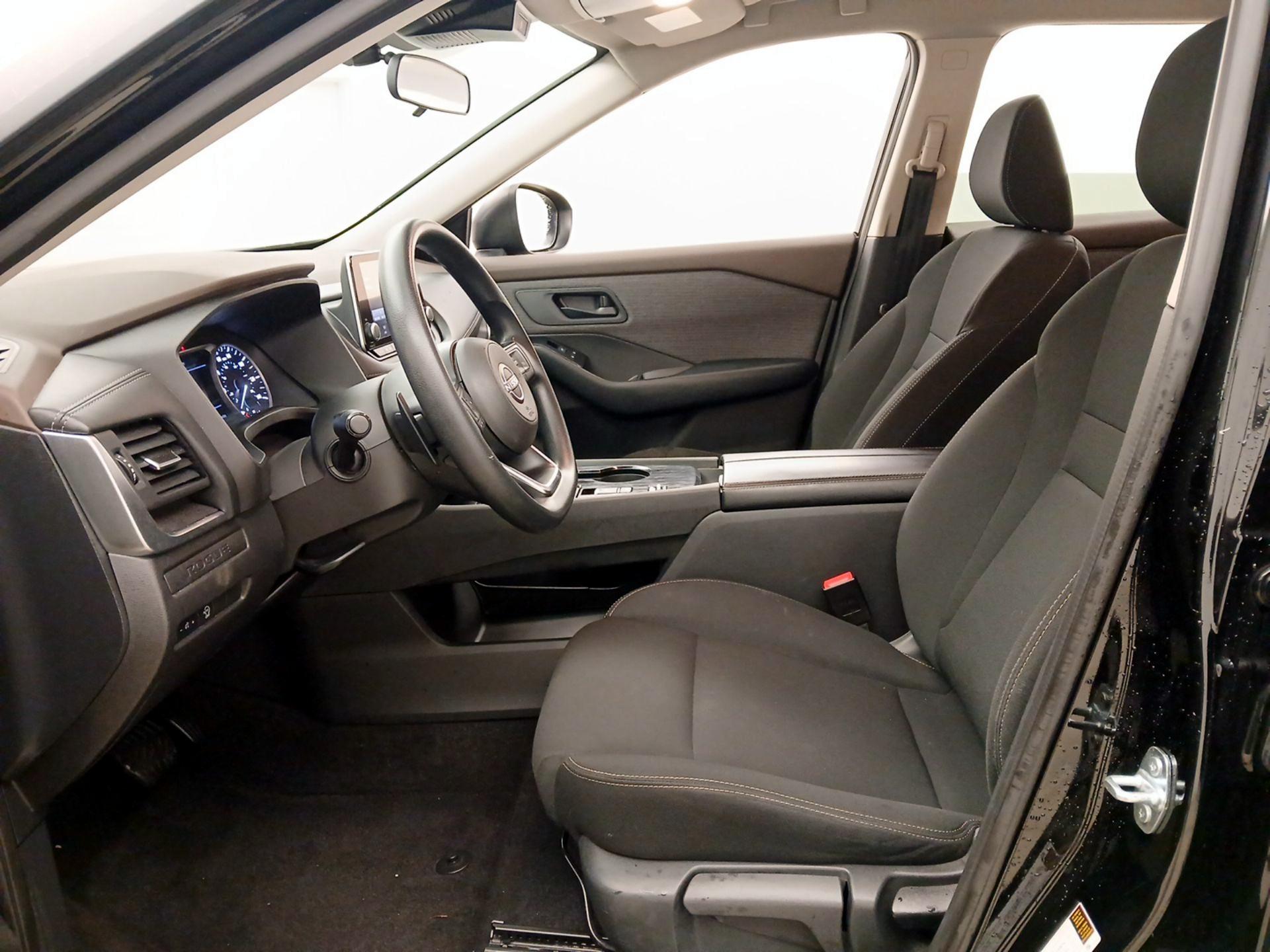 Thumbnail: 2023 Nissan Rogue - 11