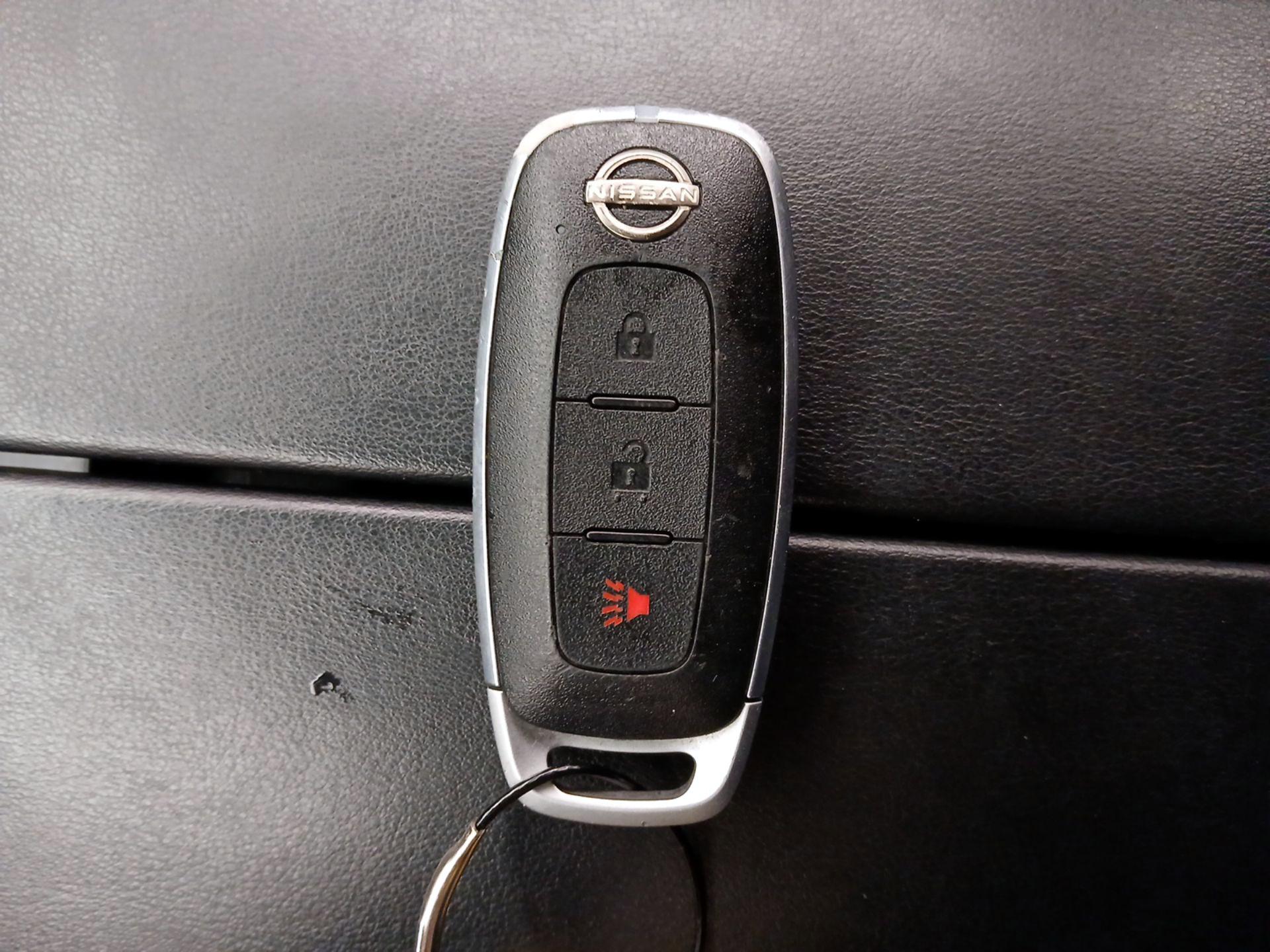 Thumbnail: 2023 Nissan Rogue - 20