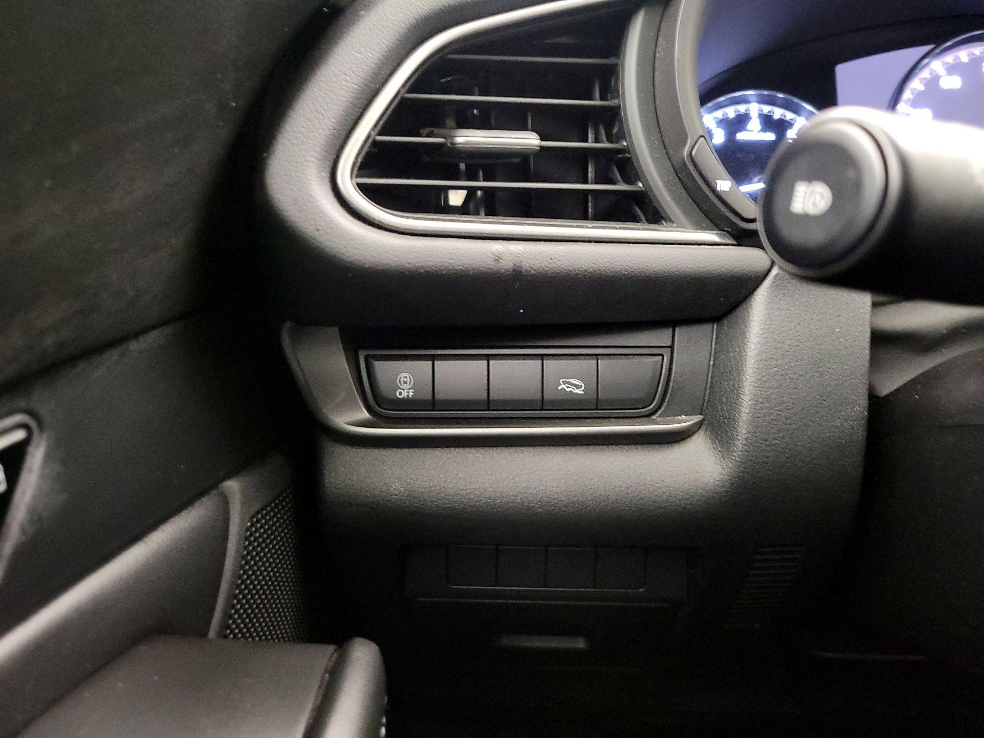 Thumbnail: 2023 Mazda CX-30 - 13