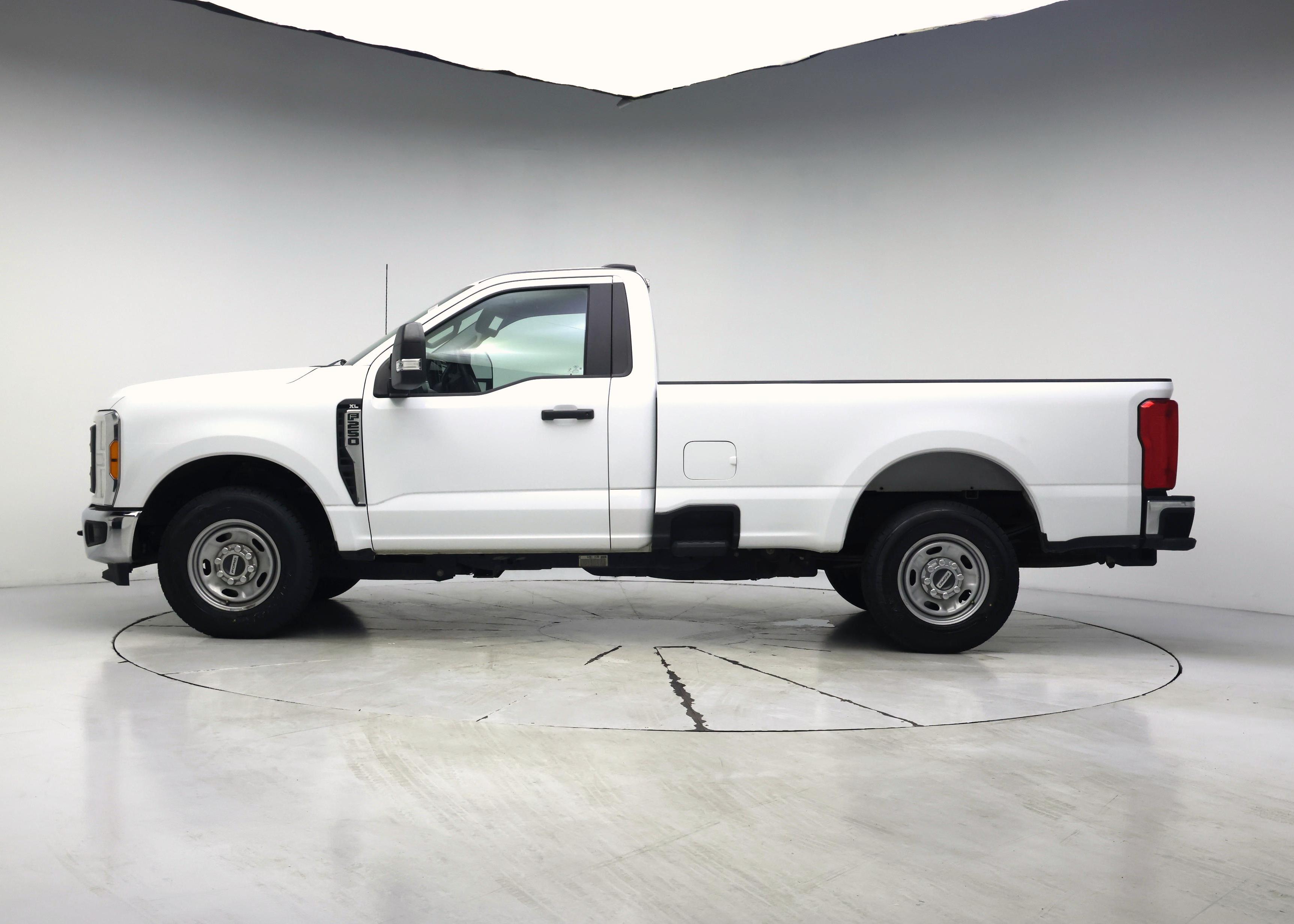 Thumbnail: 2023 Ford F-250 - 3