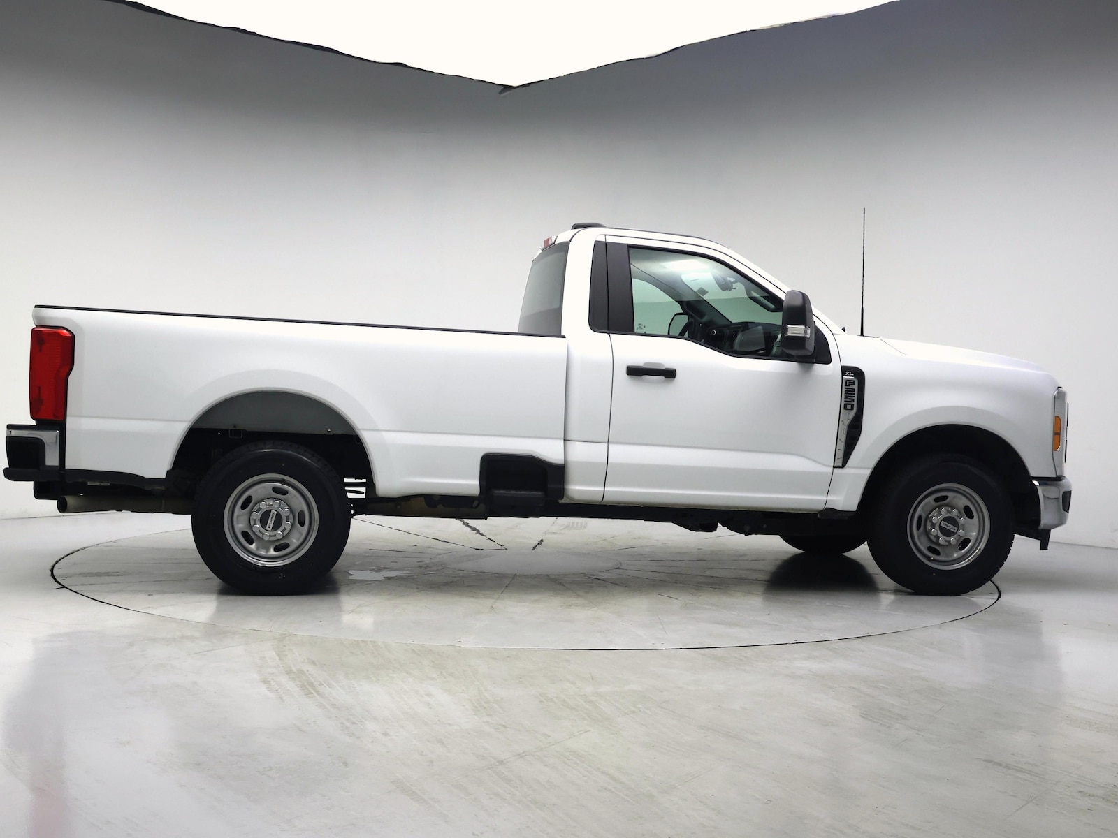 2023 Ford F-250 Super Duty XL - Photo 8
