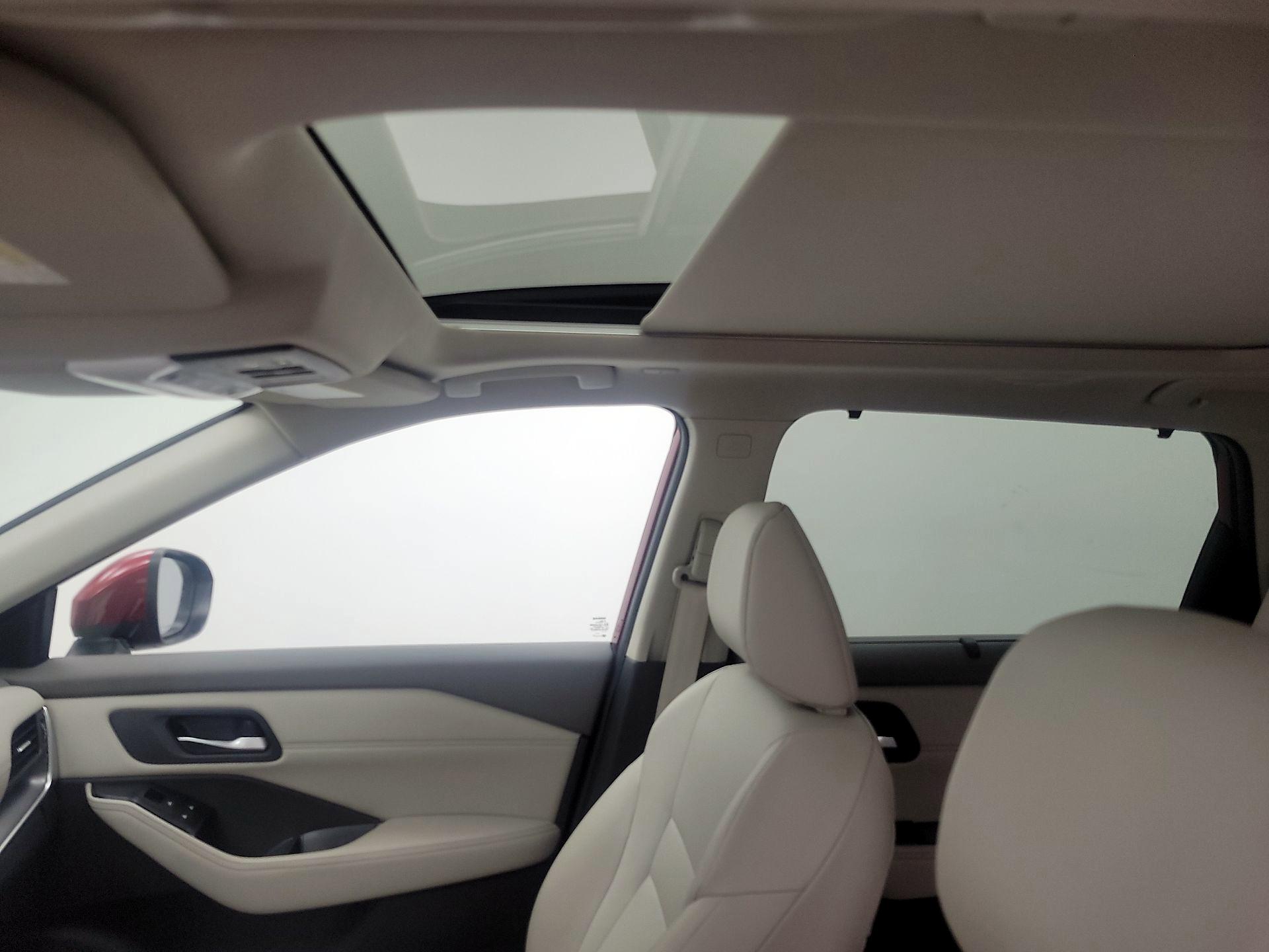 Thumbnail: 2023 Nissan Rogue - 19