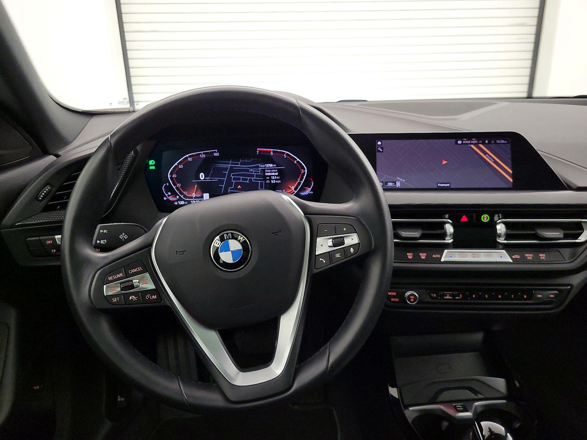 Thumbnail: 2024 BMW 2 Series - 10