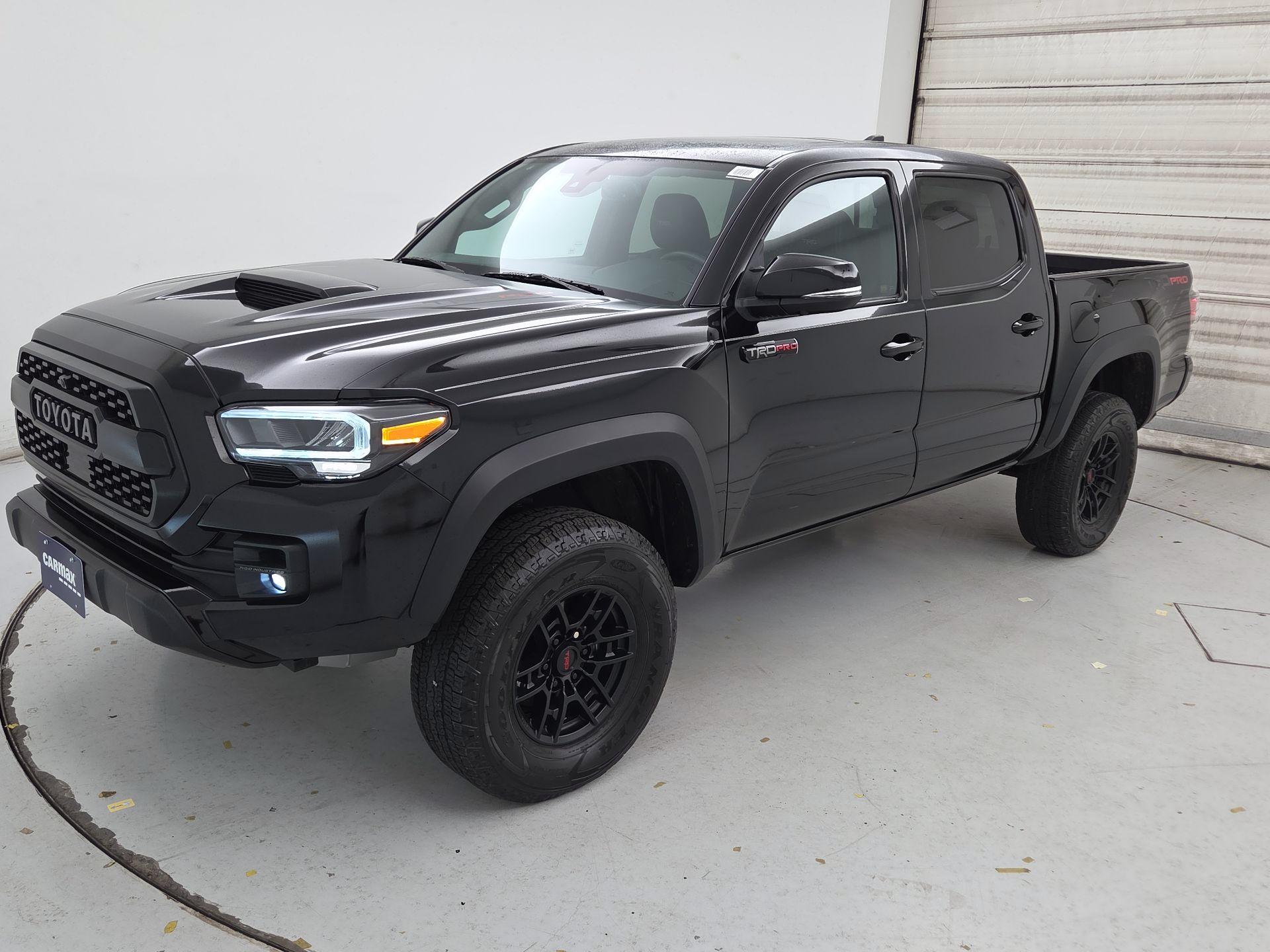 Thumbnail: 2020 Toyota Tacoma - 3