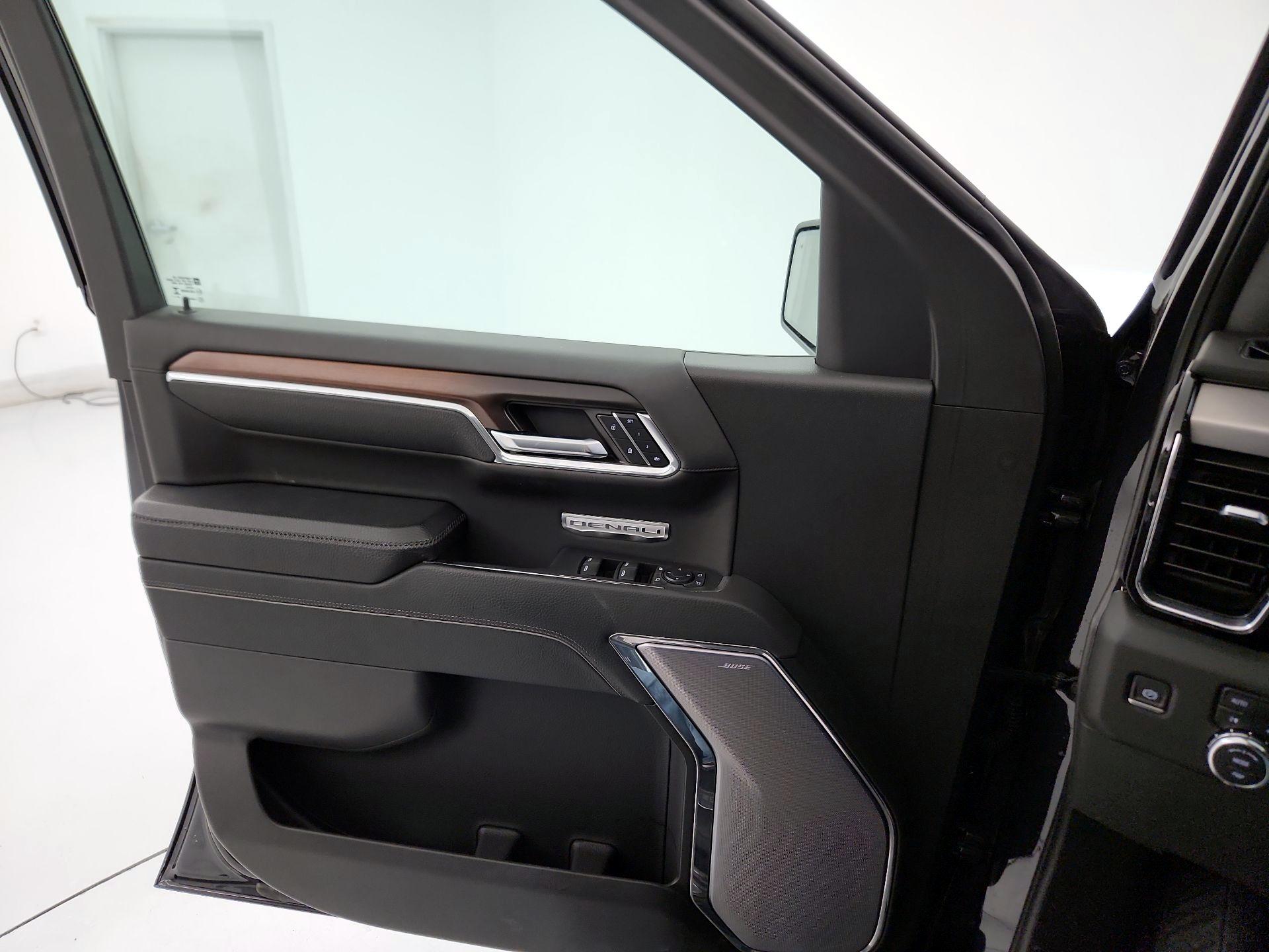 Thumbnail: 2024 GMC Sierra 1500 - 12