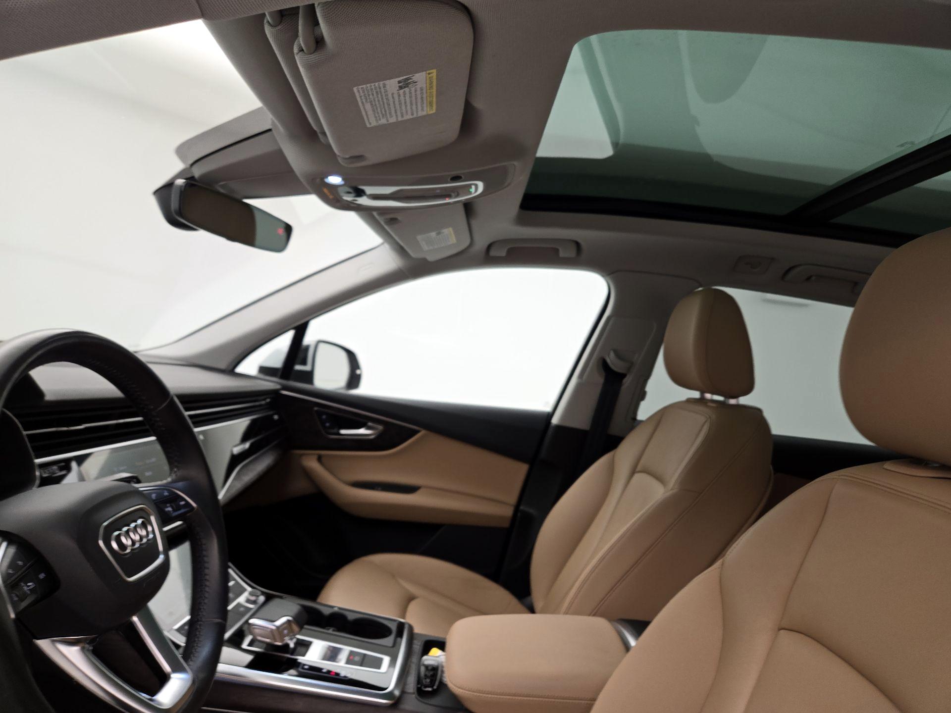 Thumbnail: 2020 Audi Q7 - 20