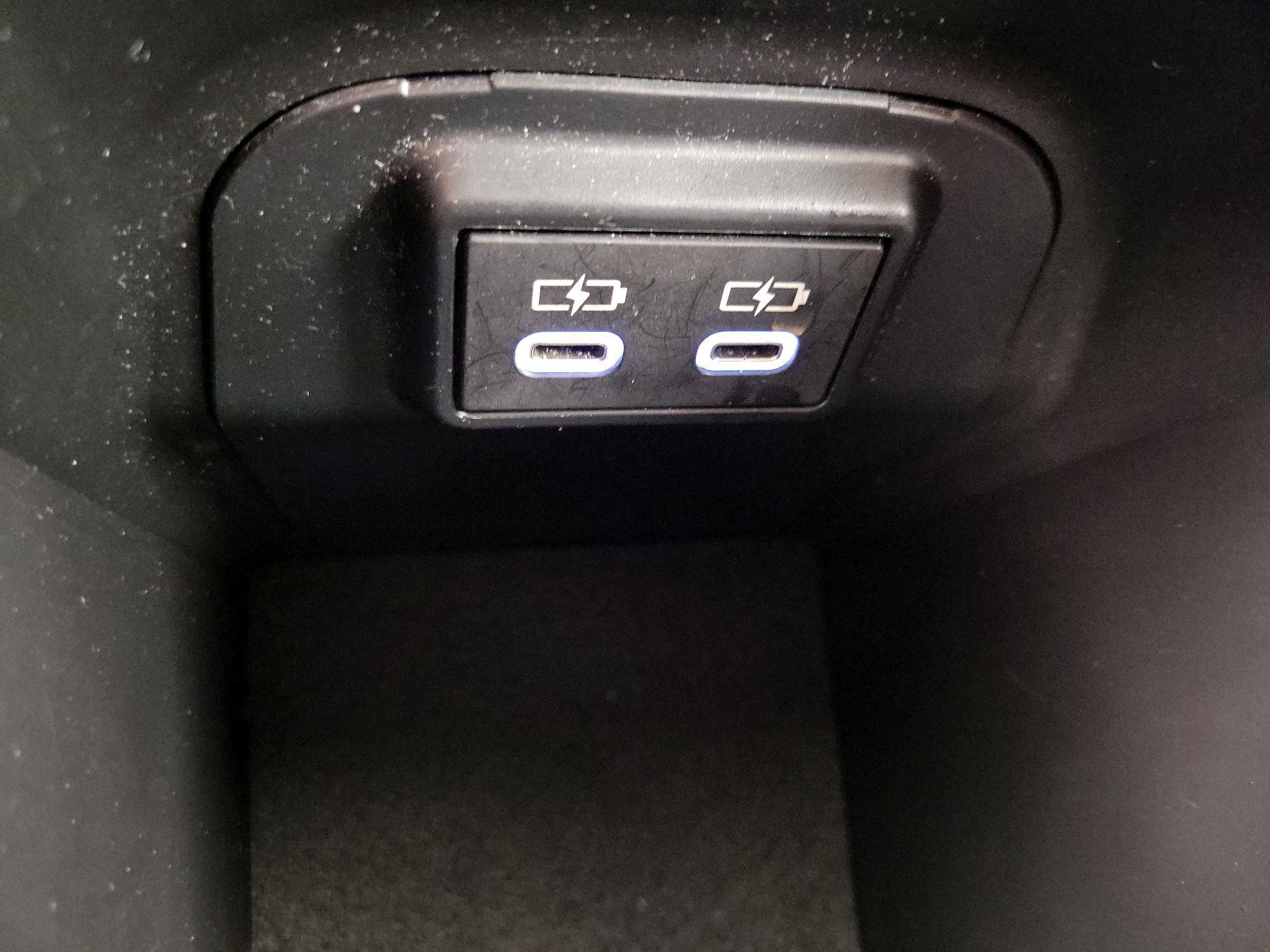 Thumbnail: 2024 Toyota RAV4 - 19