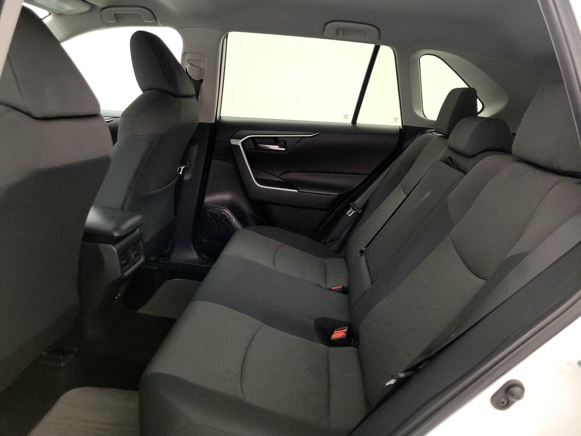 Thumbnail: 2024 Toyota RAV4 - 20