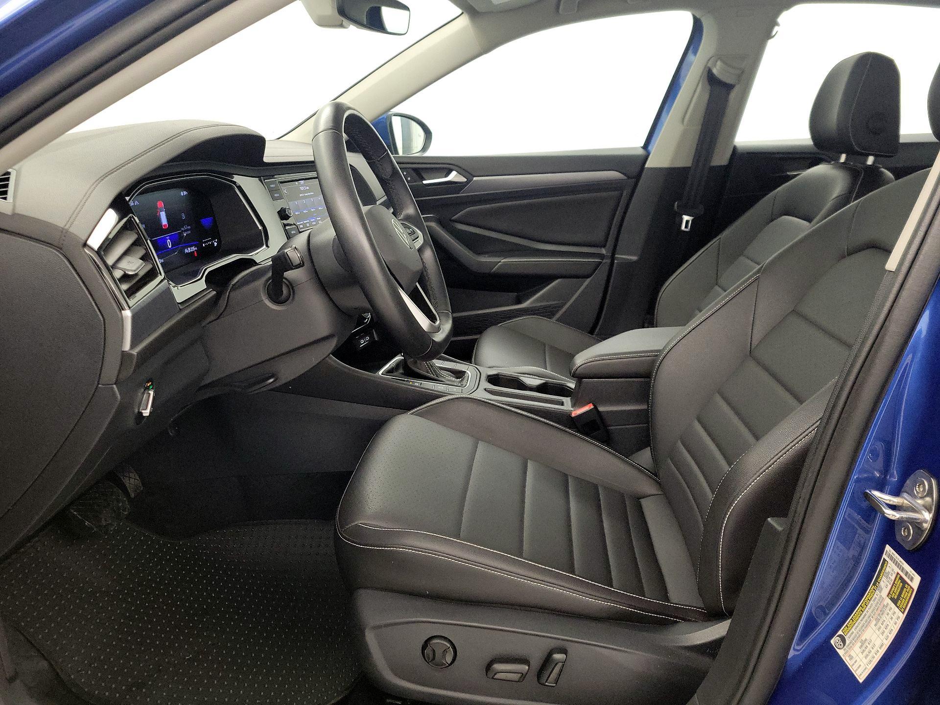 Thumbnail: 2024 Volkswagen Jetta - 11