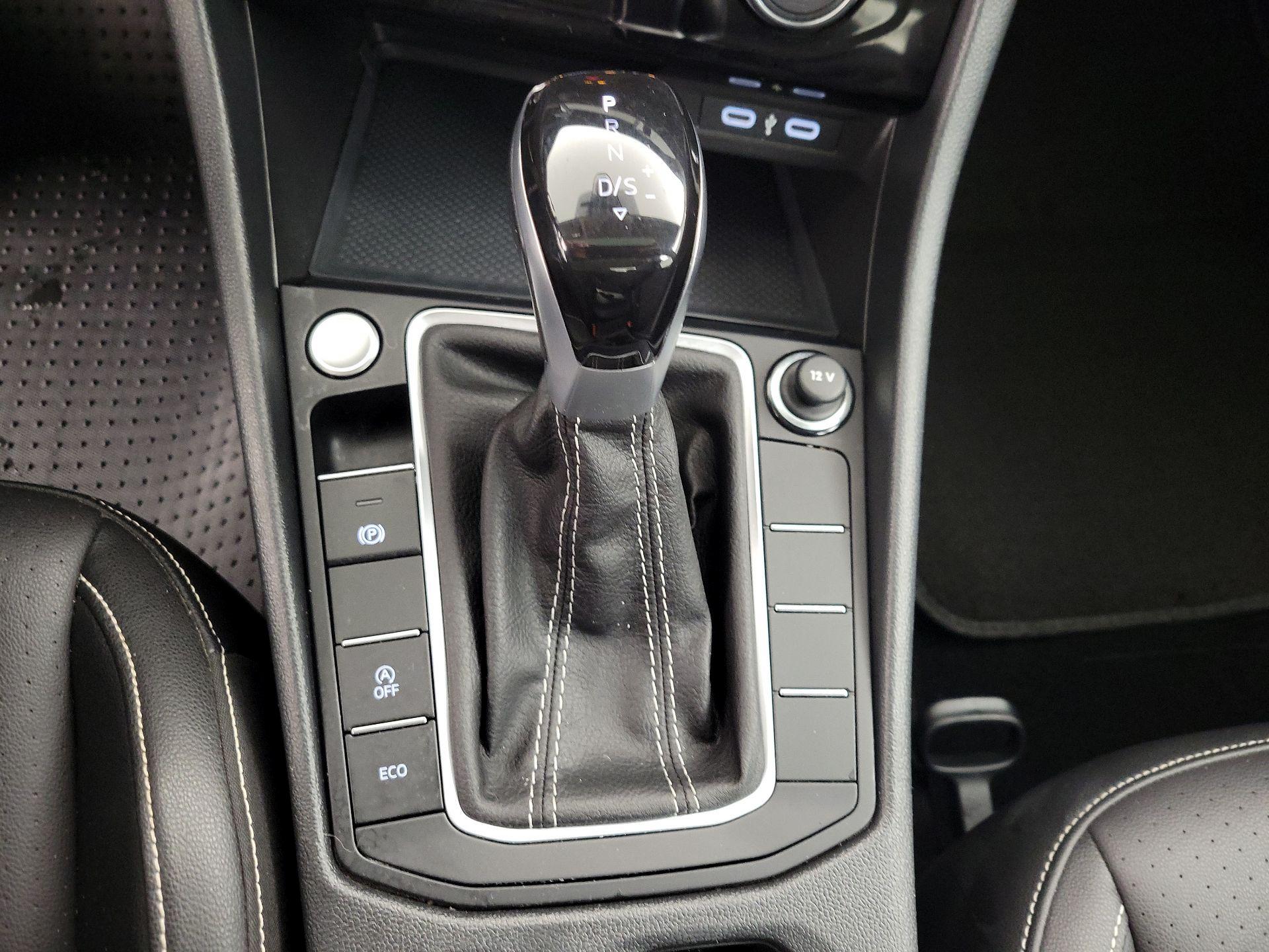 Thumbnail: 2024 Volkswagen Jetta - 17