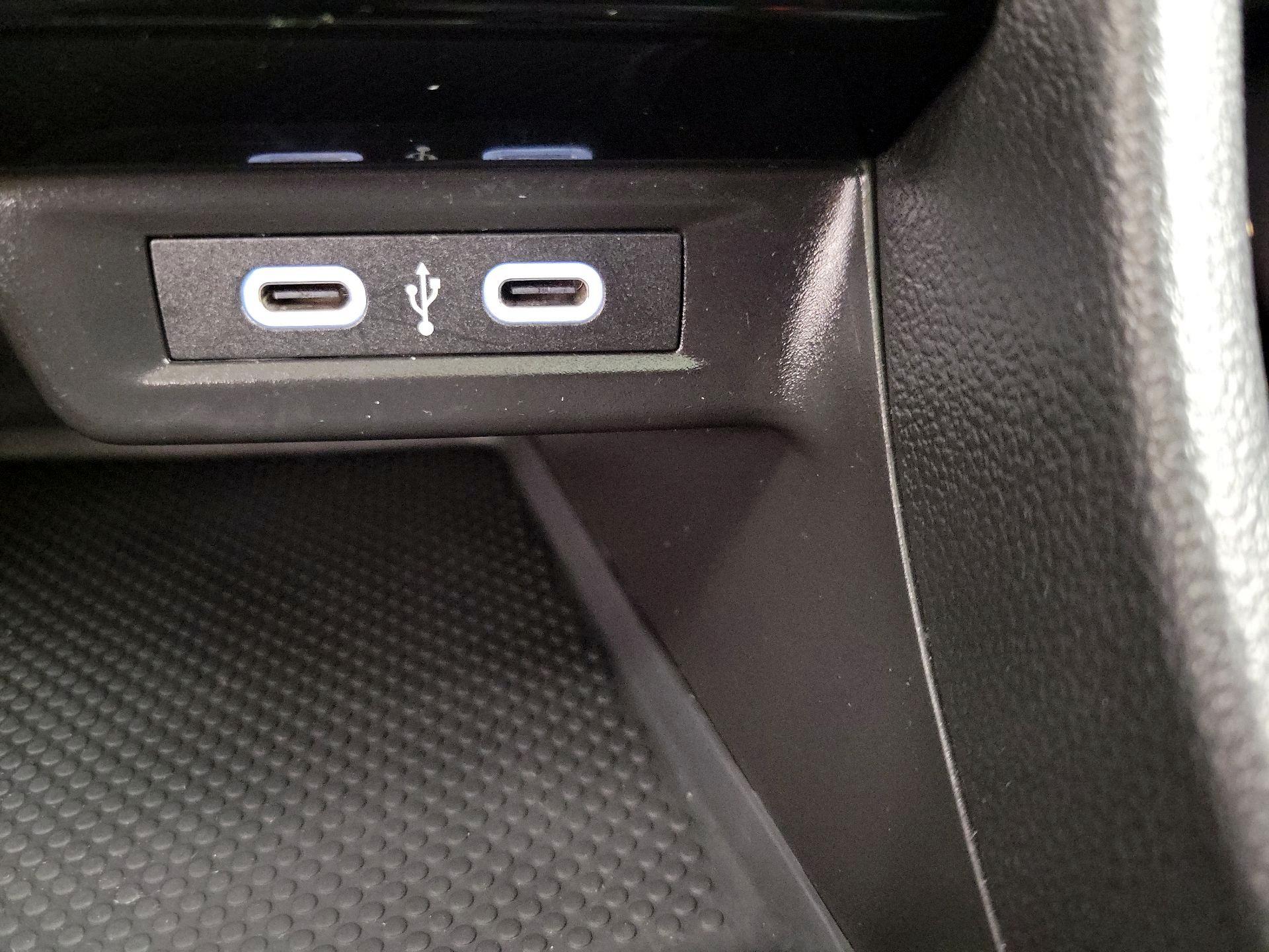 Thumbnail: 2024 Volkswagen Jetta - 18