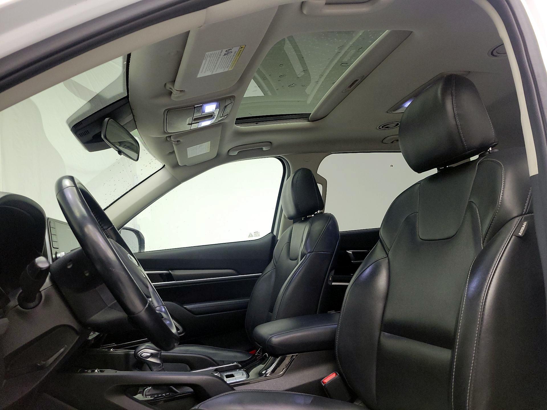 Thumbnail: 2020 Kia Telluride - 17