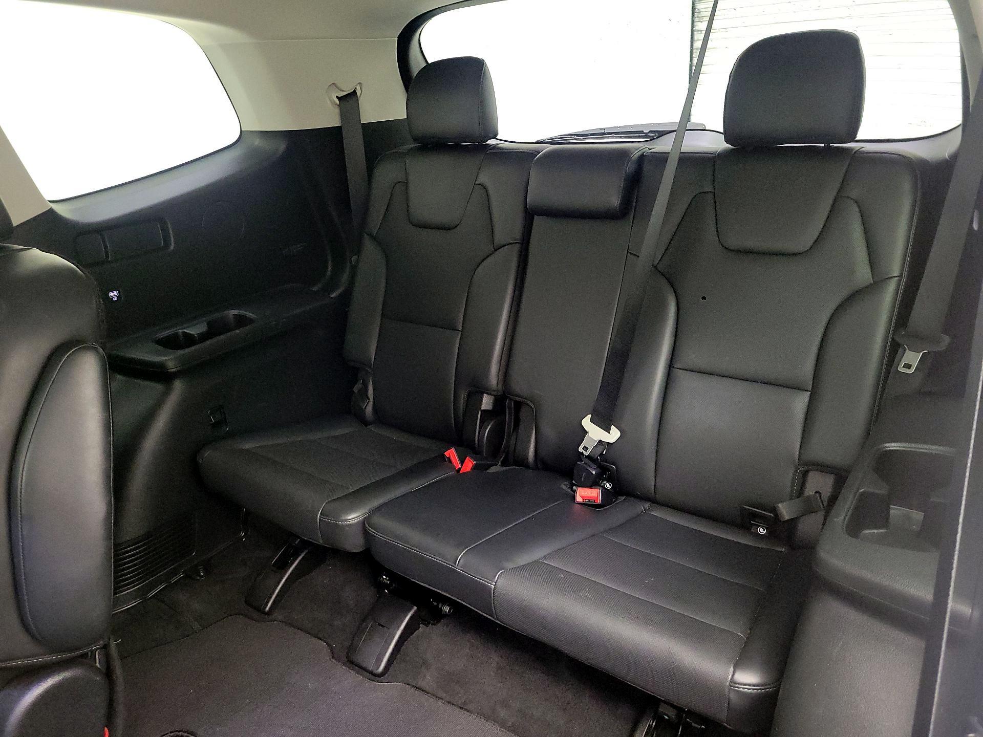 Thumbnail: 2020 Kia Telluride - 19