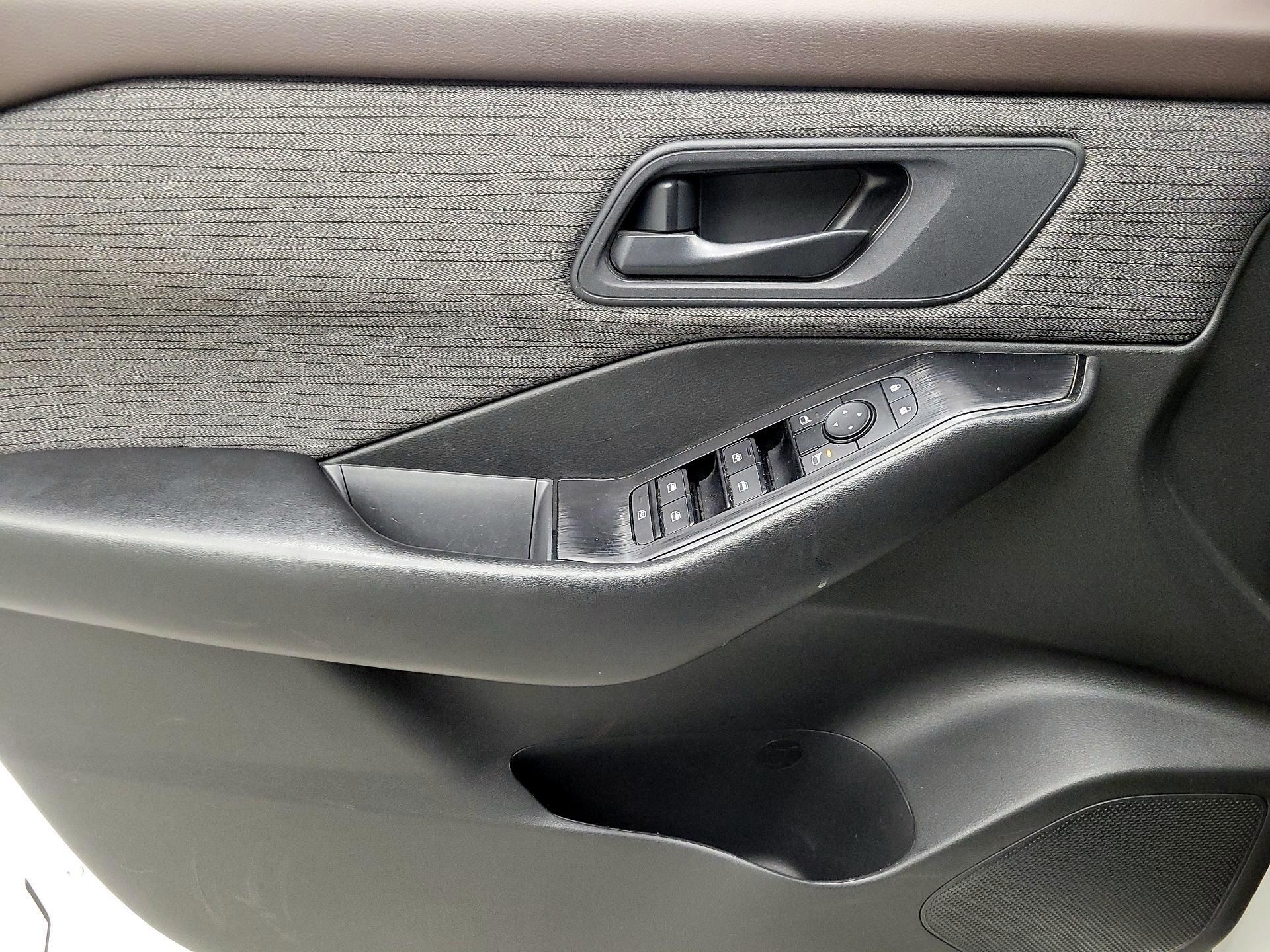 Thumbnail: 2023 Nissan Rogue - 12