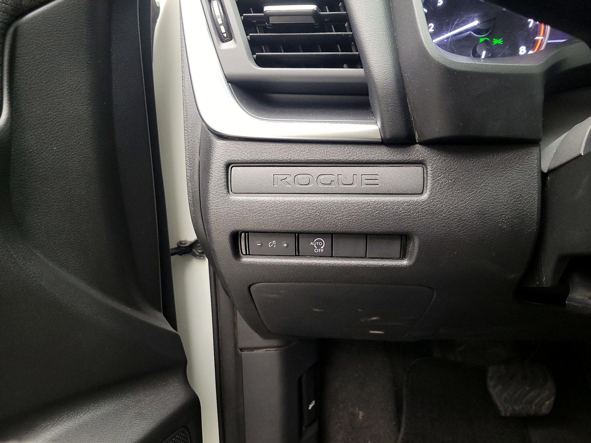 Thumbnail: 2023 Nissan Rogue - 13