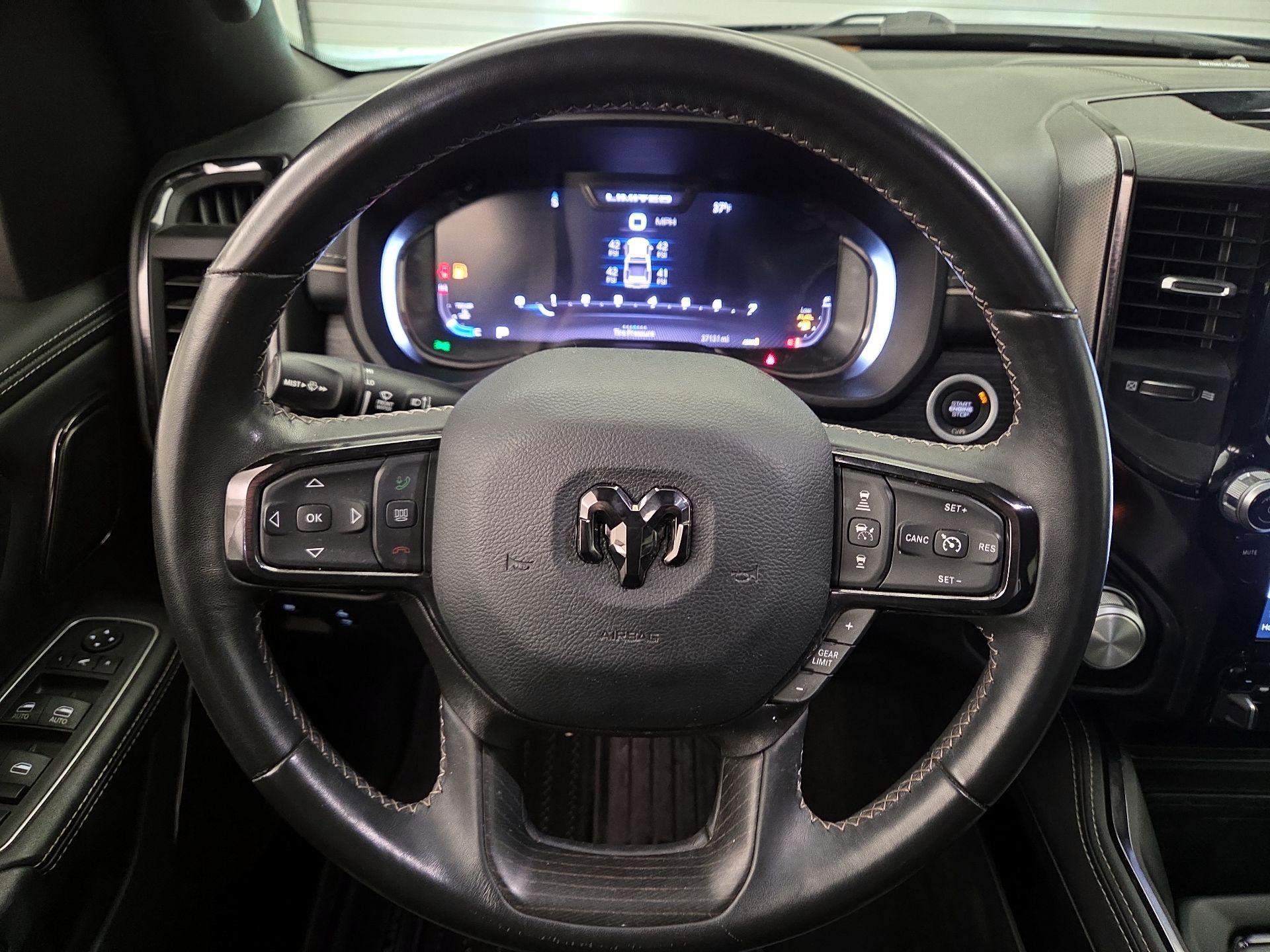 Thumbnail: 2023 RAM 1500 - 10