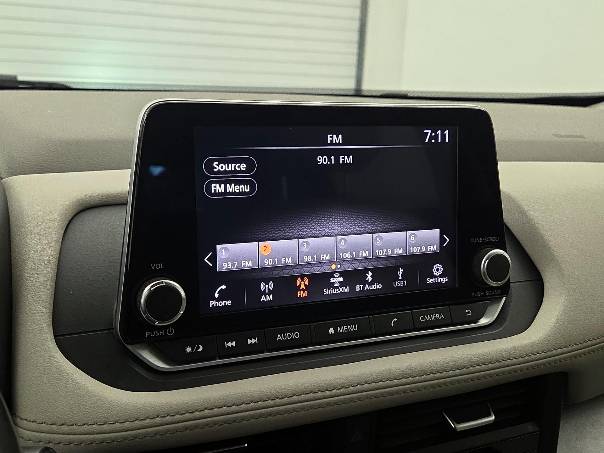 Thumbnail: 2023 Nissan Rogue - 15