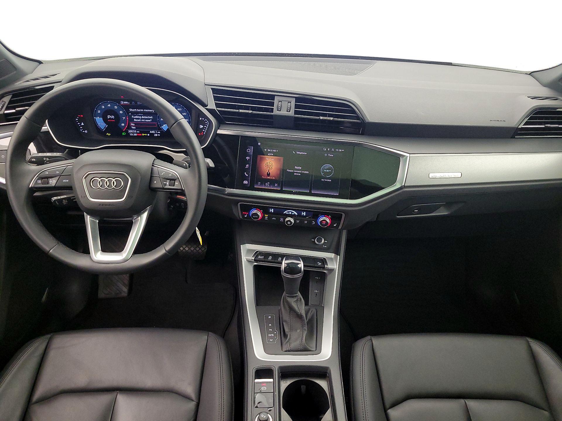 Thumbnail: 2025 Audi Q3 - 9