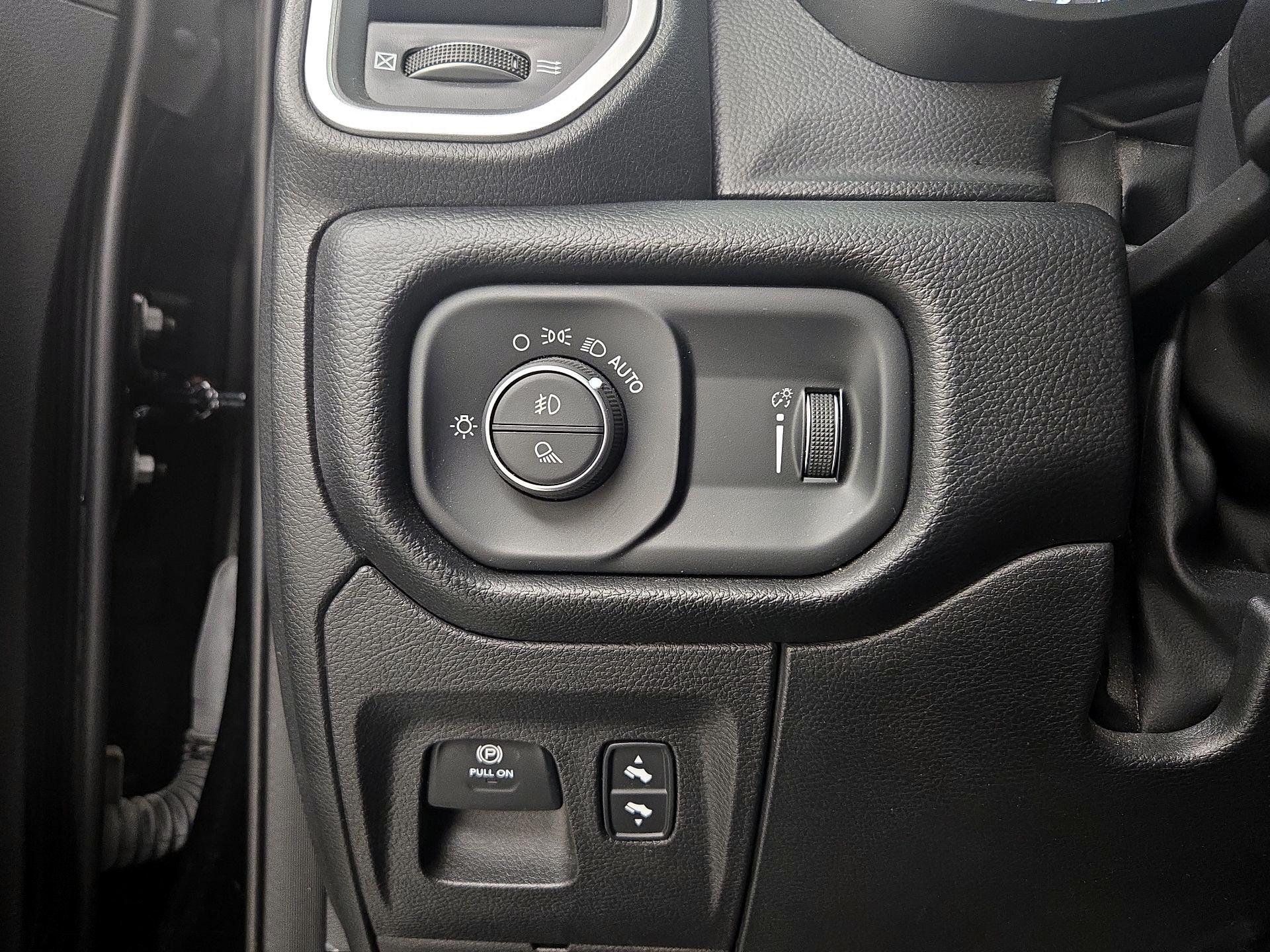 Thumbnail: 2022 RAM 1500 - 13