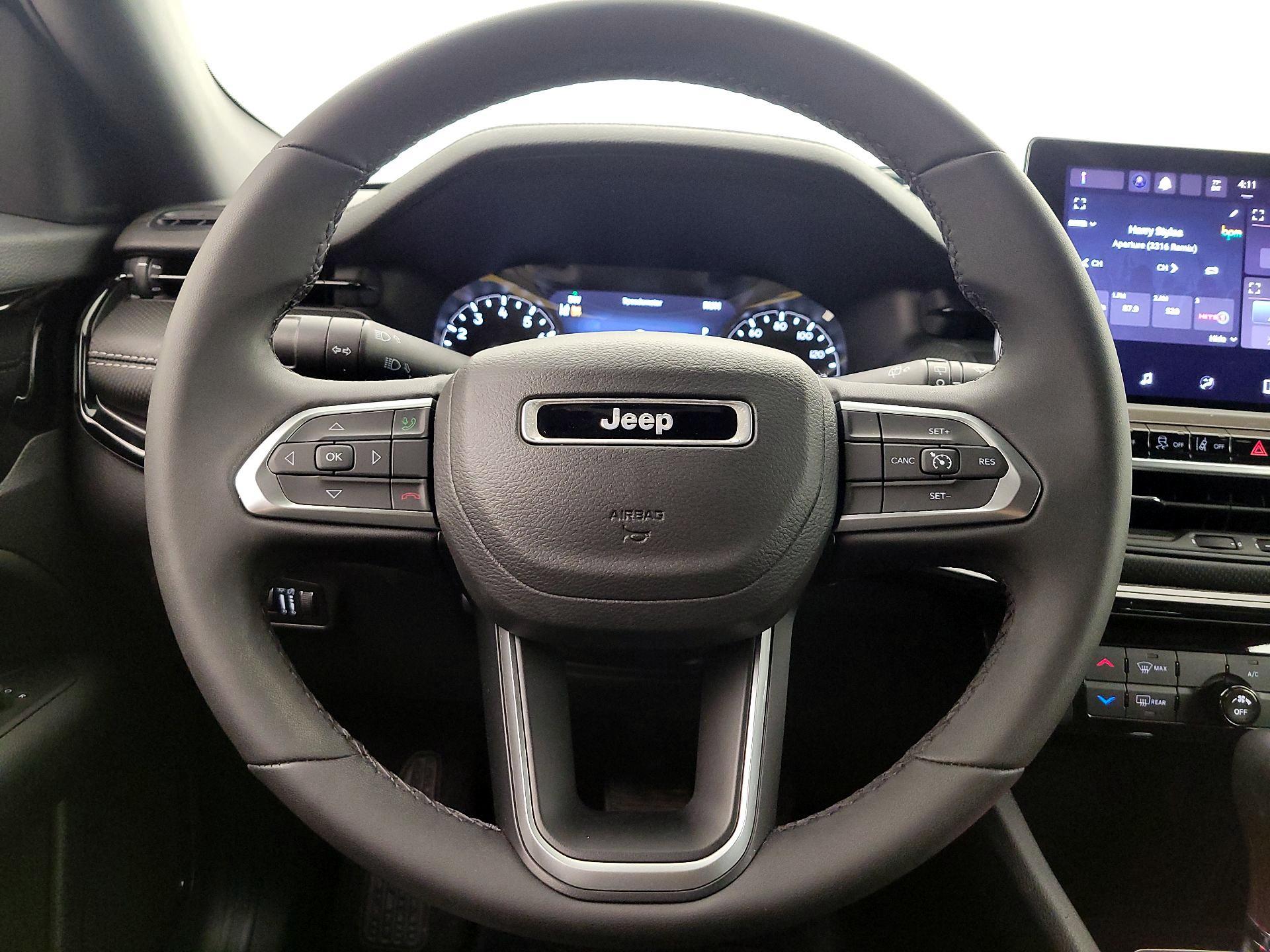 Thumbnail: 2024 Jeep Compass - 10