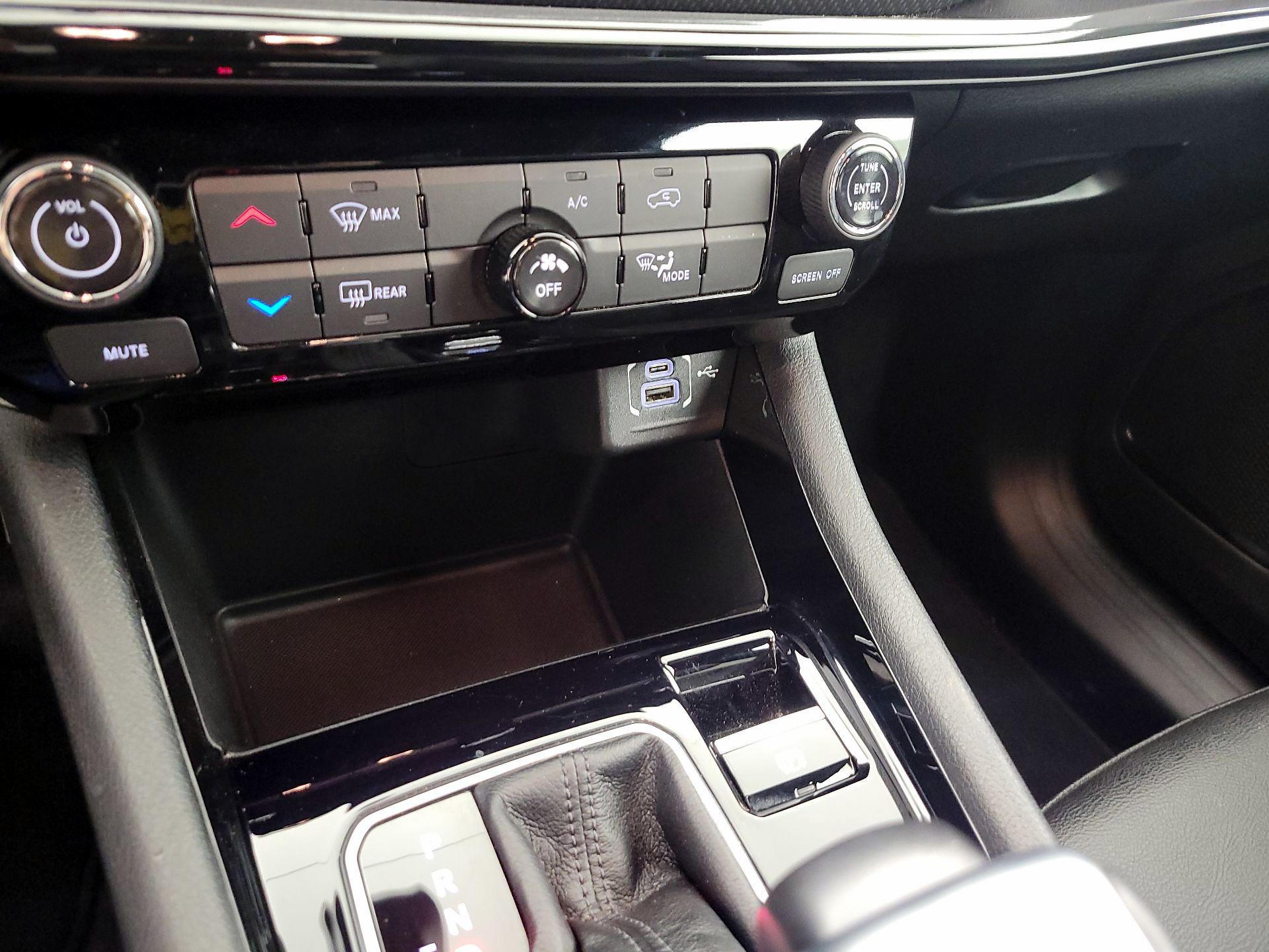 Thumbnail: 2024 Jeep Compass - 18