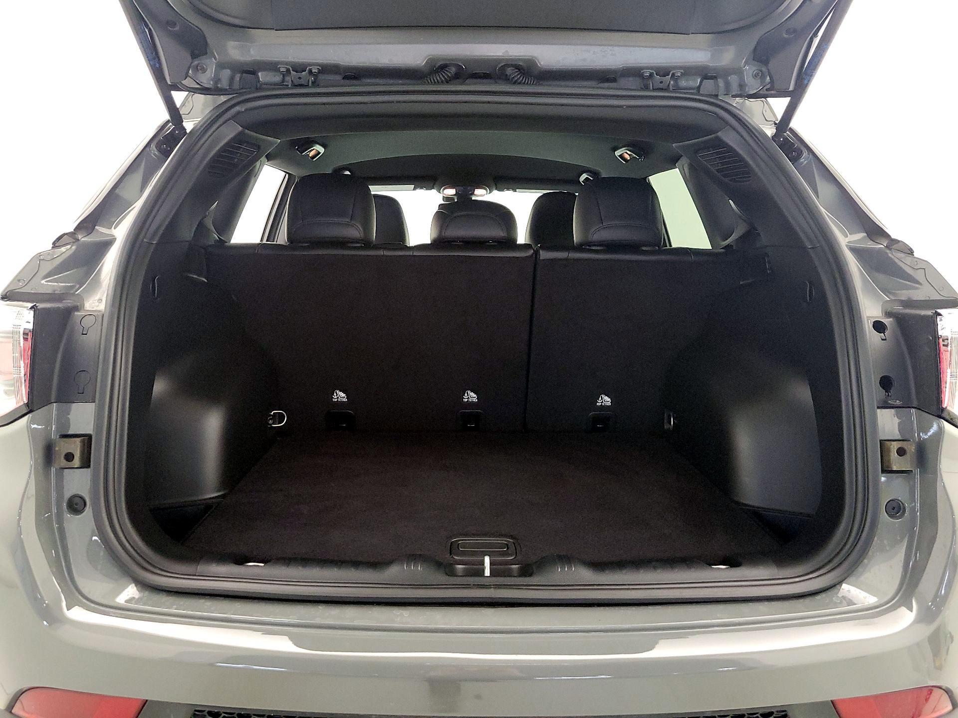 Thumbnail: 2024 Jeep Compass - 20