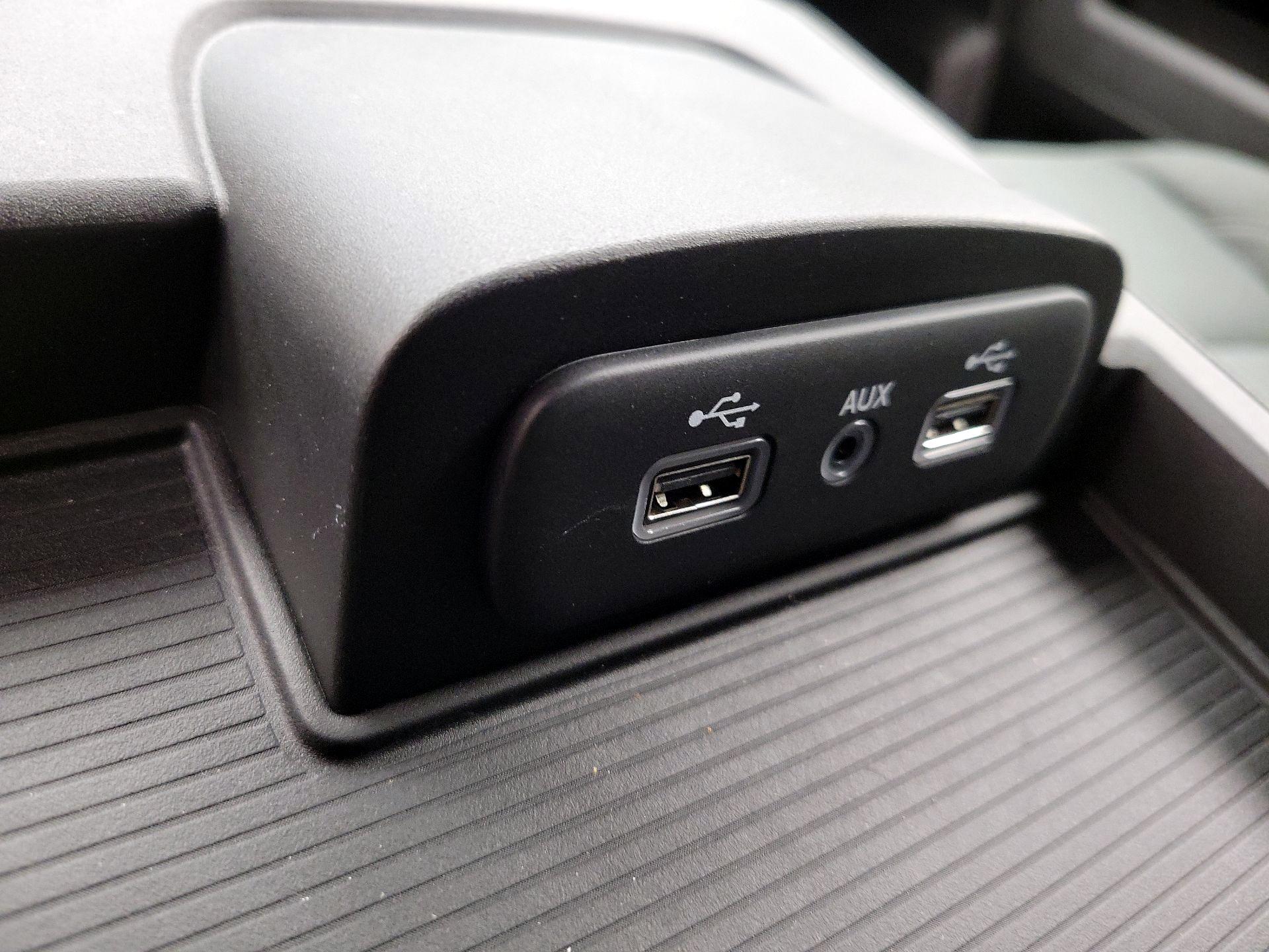 Thumbnail: 2022 RAM 1500 Classic - 18