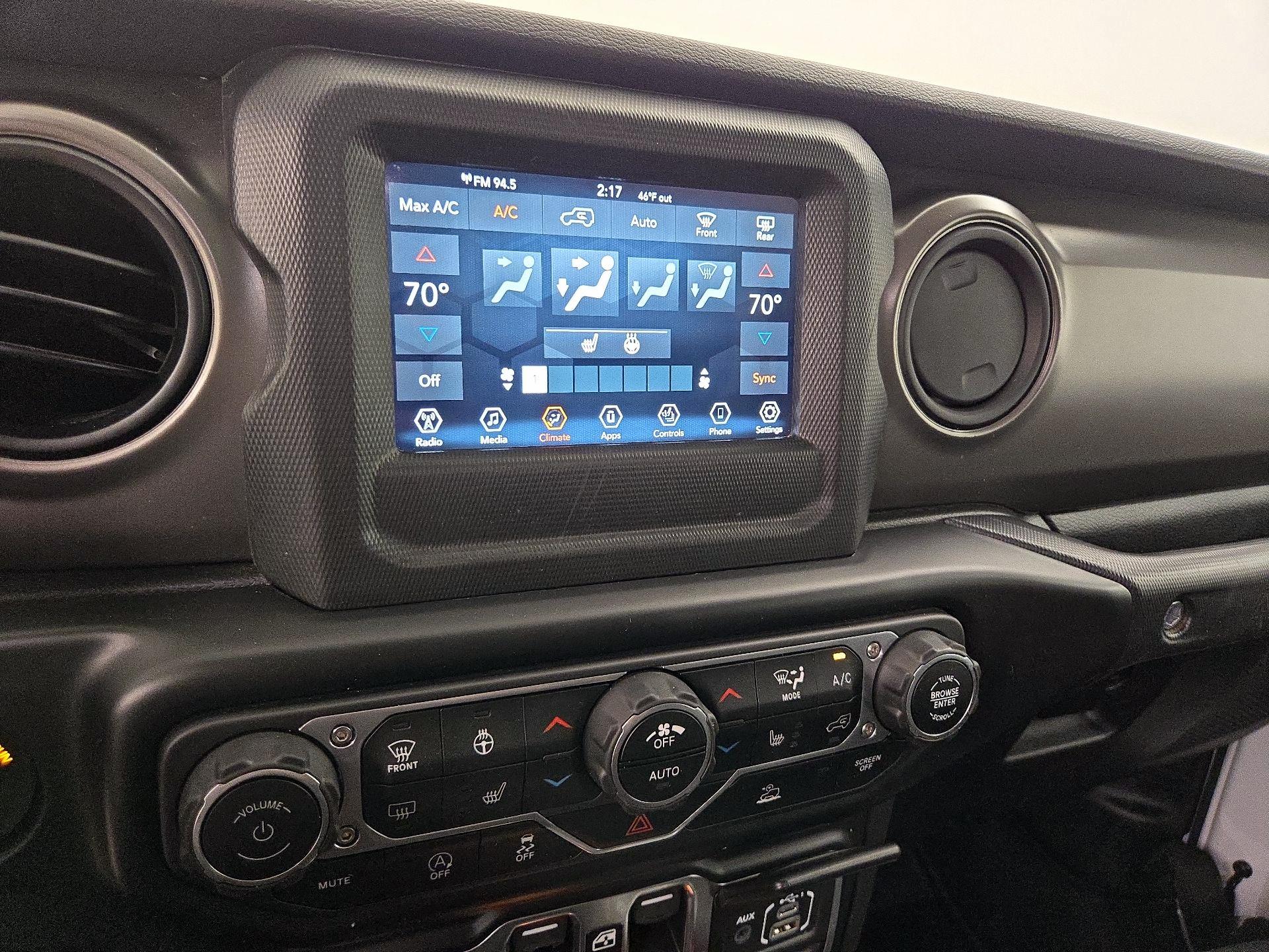 Thumbnail: 2021 Jeep Wrangler - 16