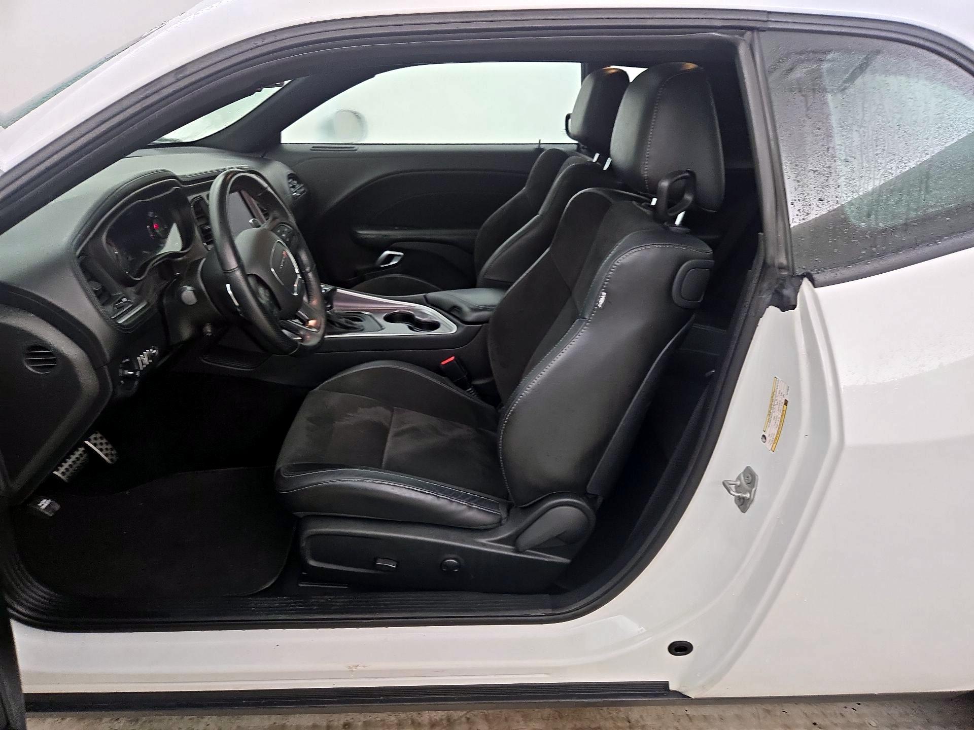 Thumbnail: 2022 Dodge Challenger - 11