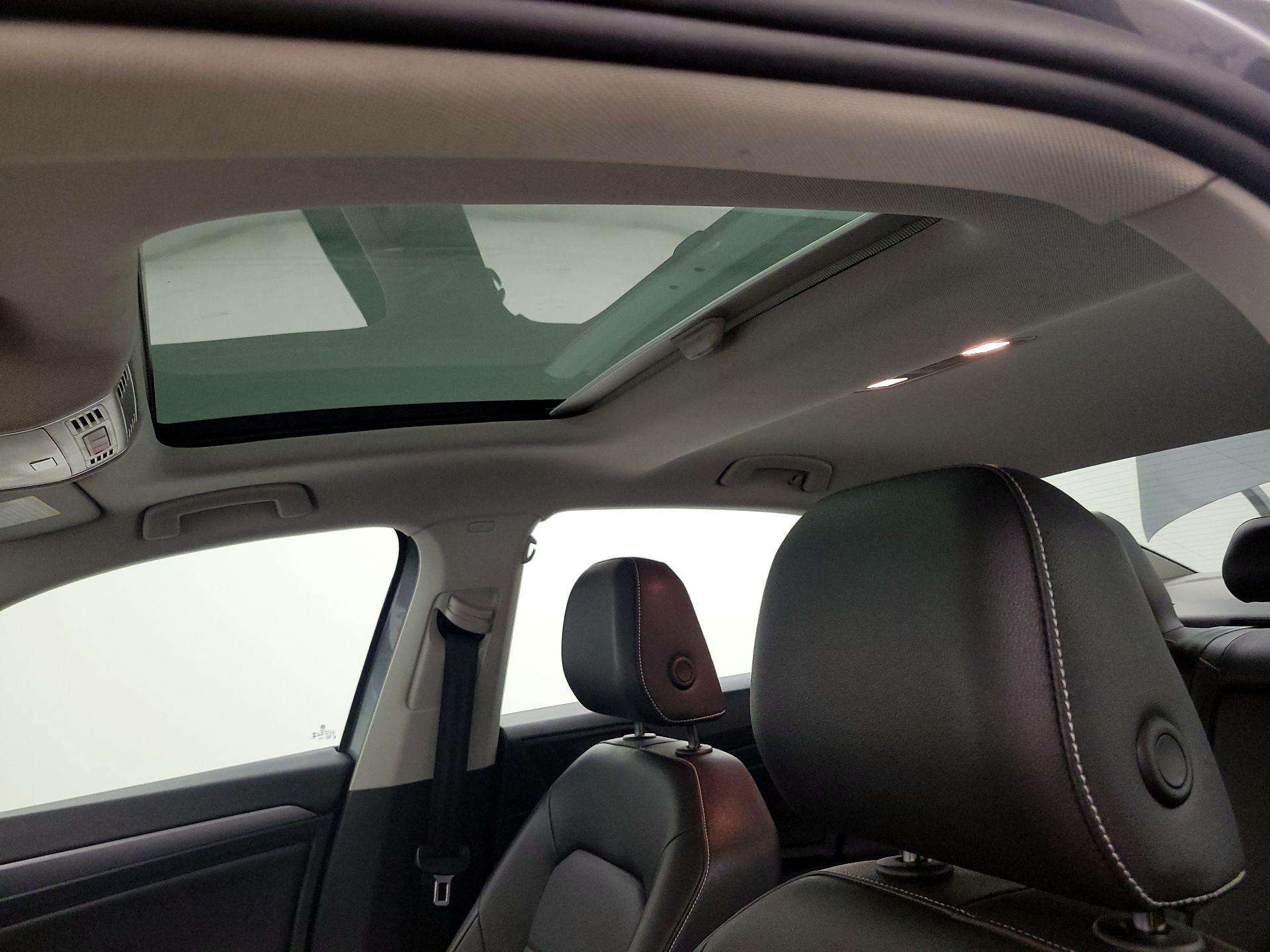 Thumbnail: 2024 Volkswagen Jetta - 18