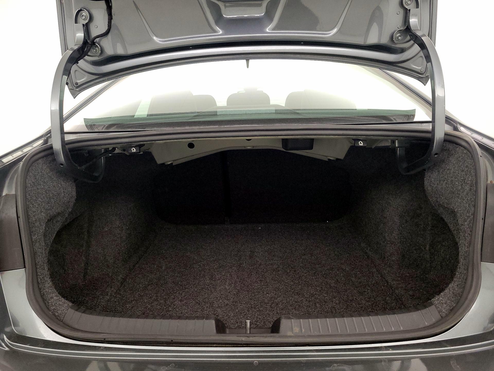 Thumbnail: 2024 Volkswagen Jetta - 20